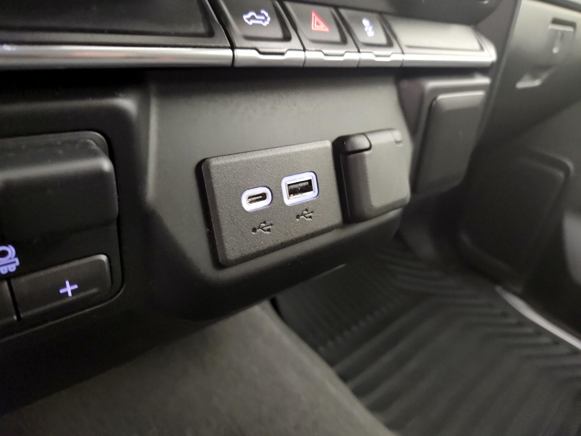 Thumbnail: 2022 Chevrolet Silverado 2500 - 18