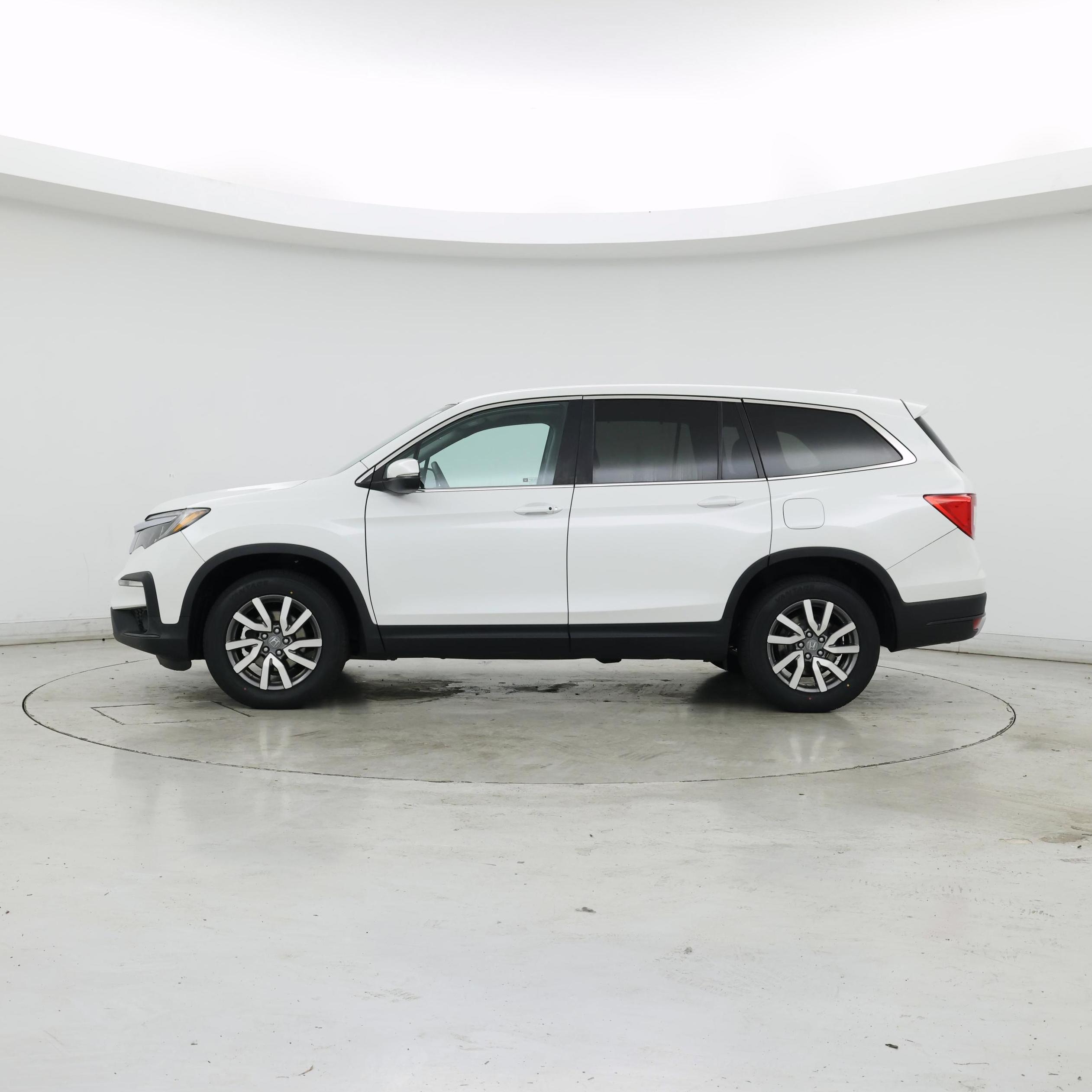 Thumbnail: 2020 Honda Pilot - 3