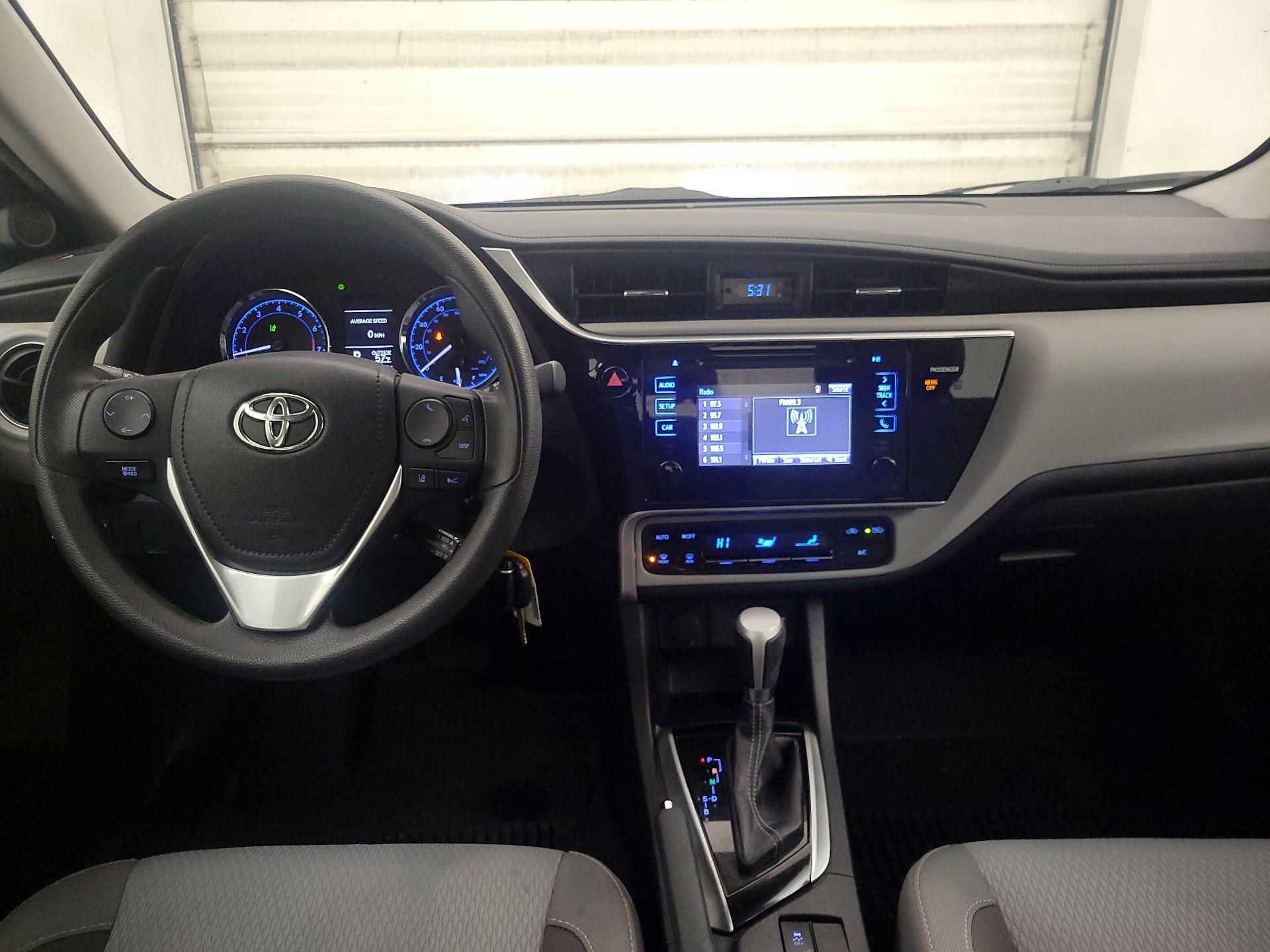 Thumbnail: 2017 Toyota Corolla - 9