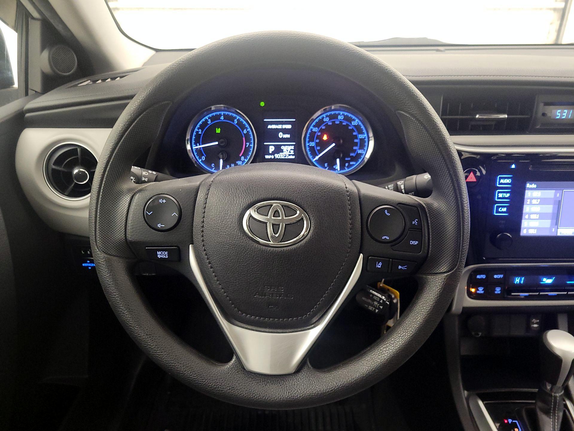 Thumbnail: 2017 Toyota Corolla - 10
