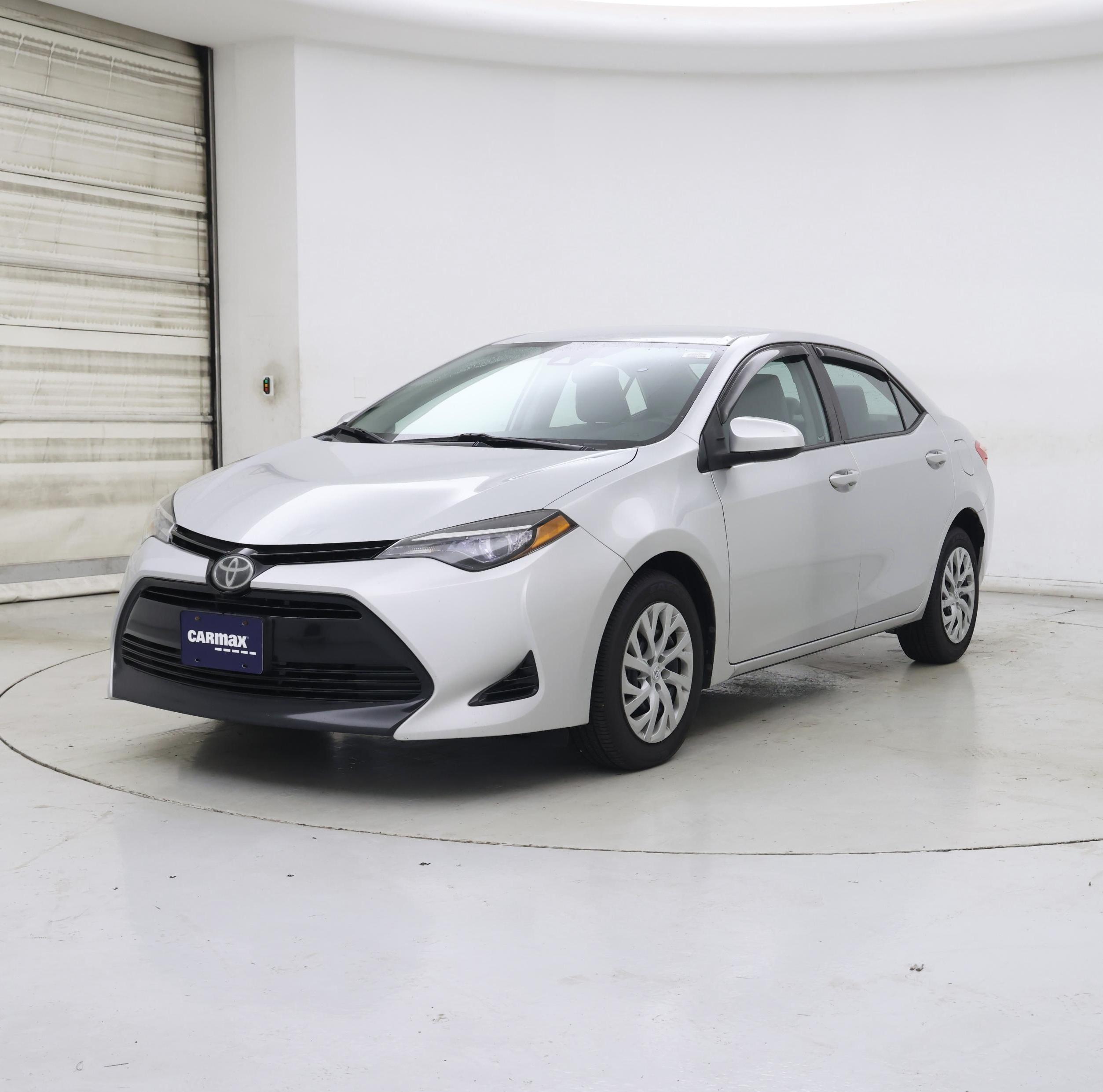 Thumbnail: 2017 Toyota Corolla - 4
