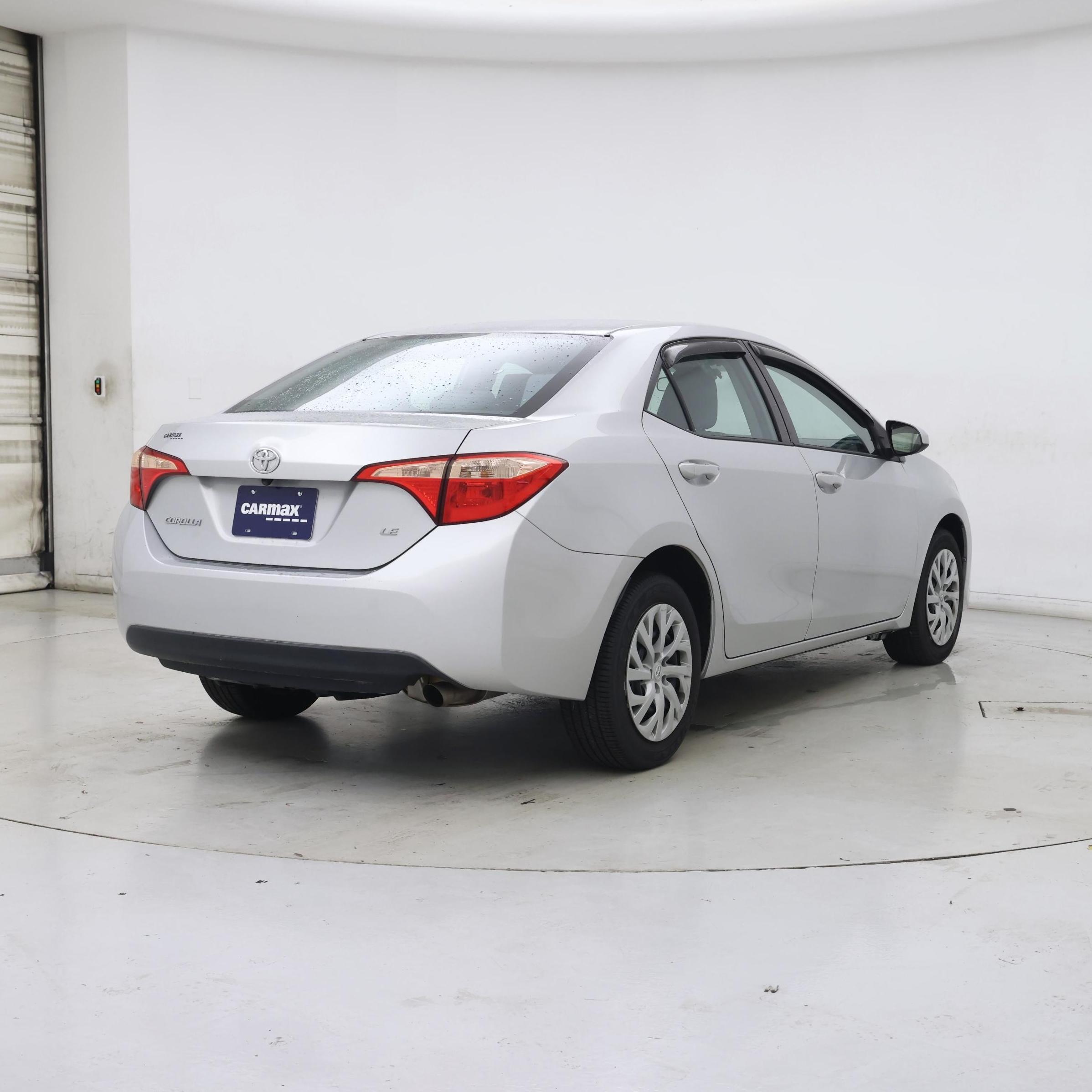 Thumbnail: 2017 Toyota Corolla - 8
