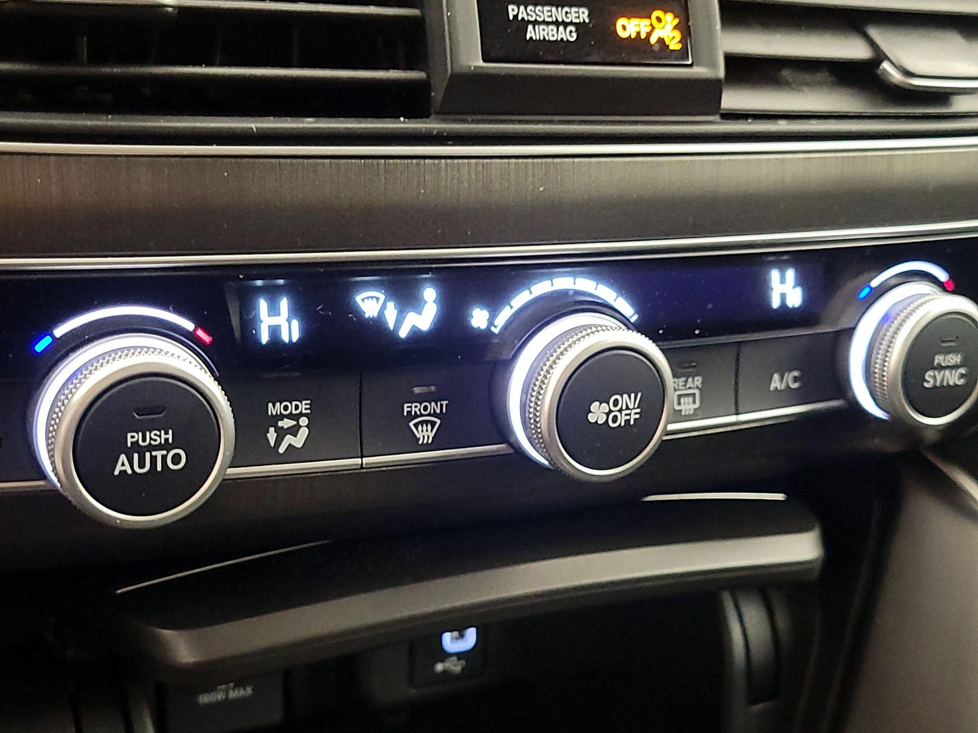 Thumbnail: 2018 Honda Accord - 16