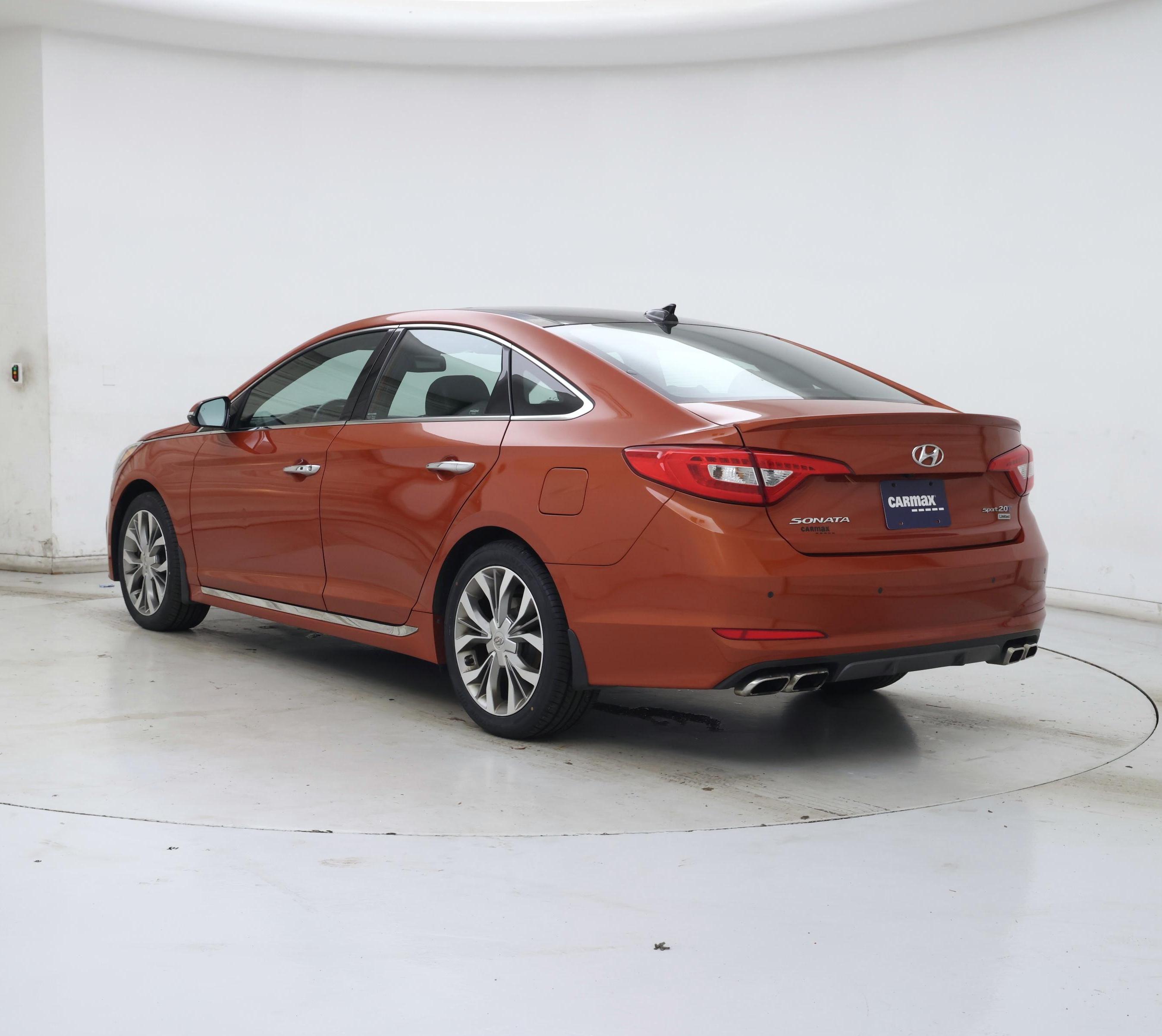 Thumbnail: 2015 Hyundai Sonata - 2