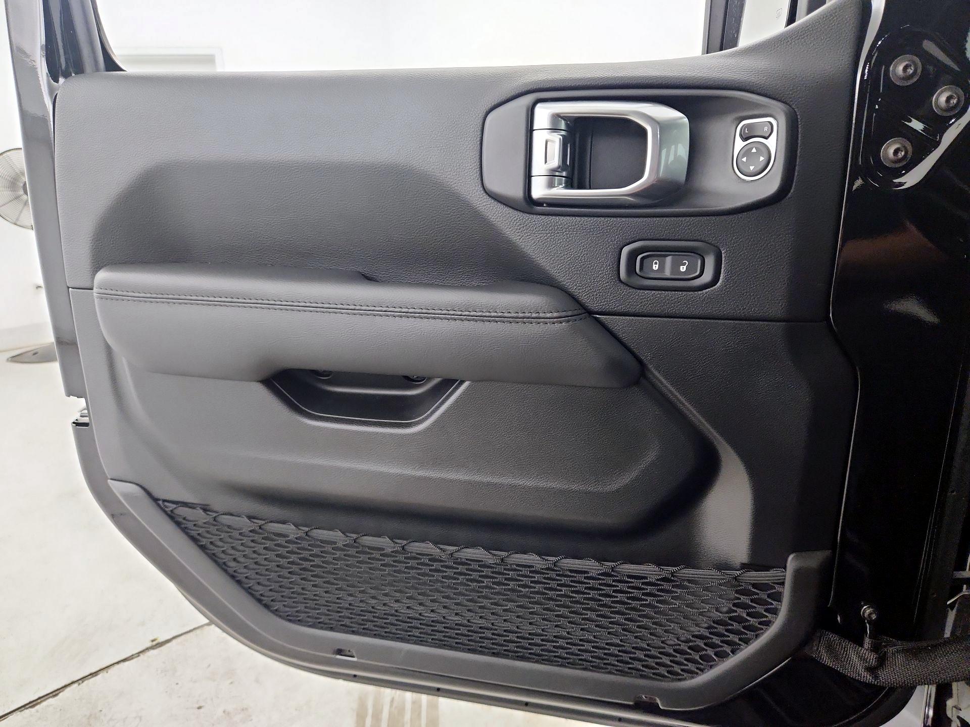 Thumbnail: 2023 Jeep Wrangler - 12