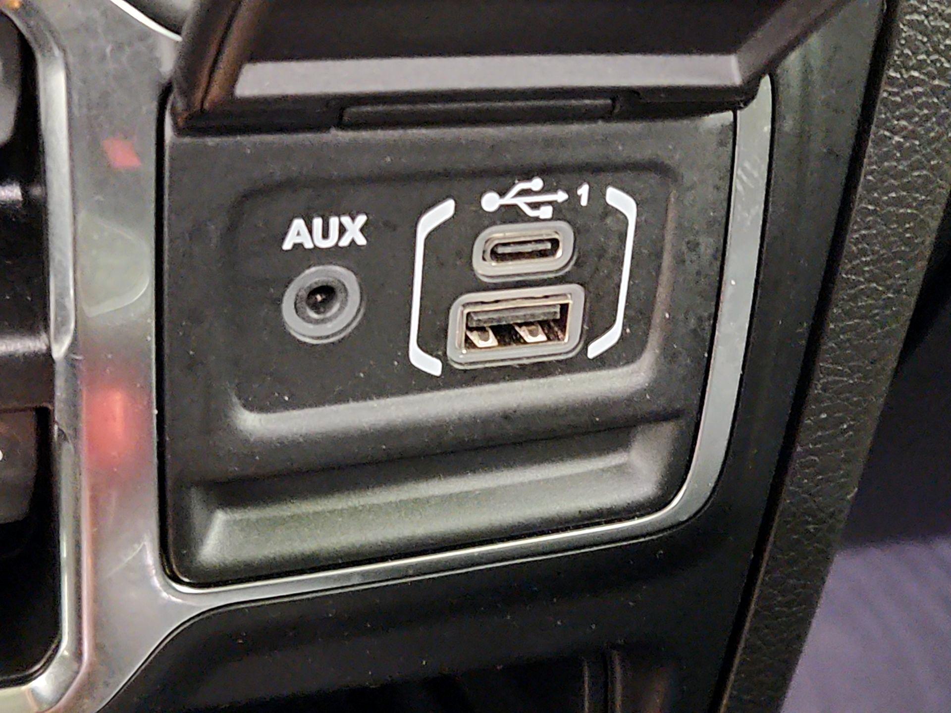 Thumbnail: 2023 Jeep Gladiator - 19