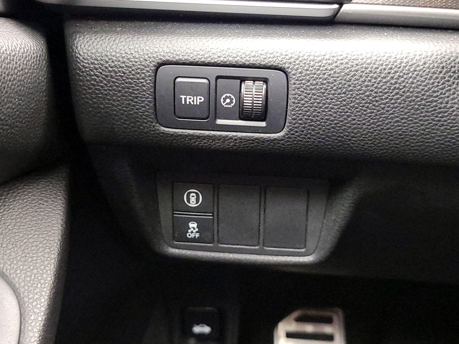 Thumbnail: 2019 Honda Accord - 13