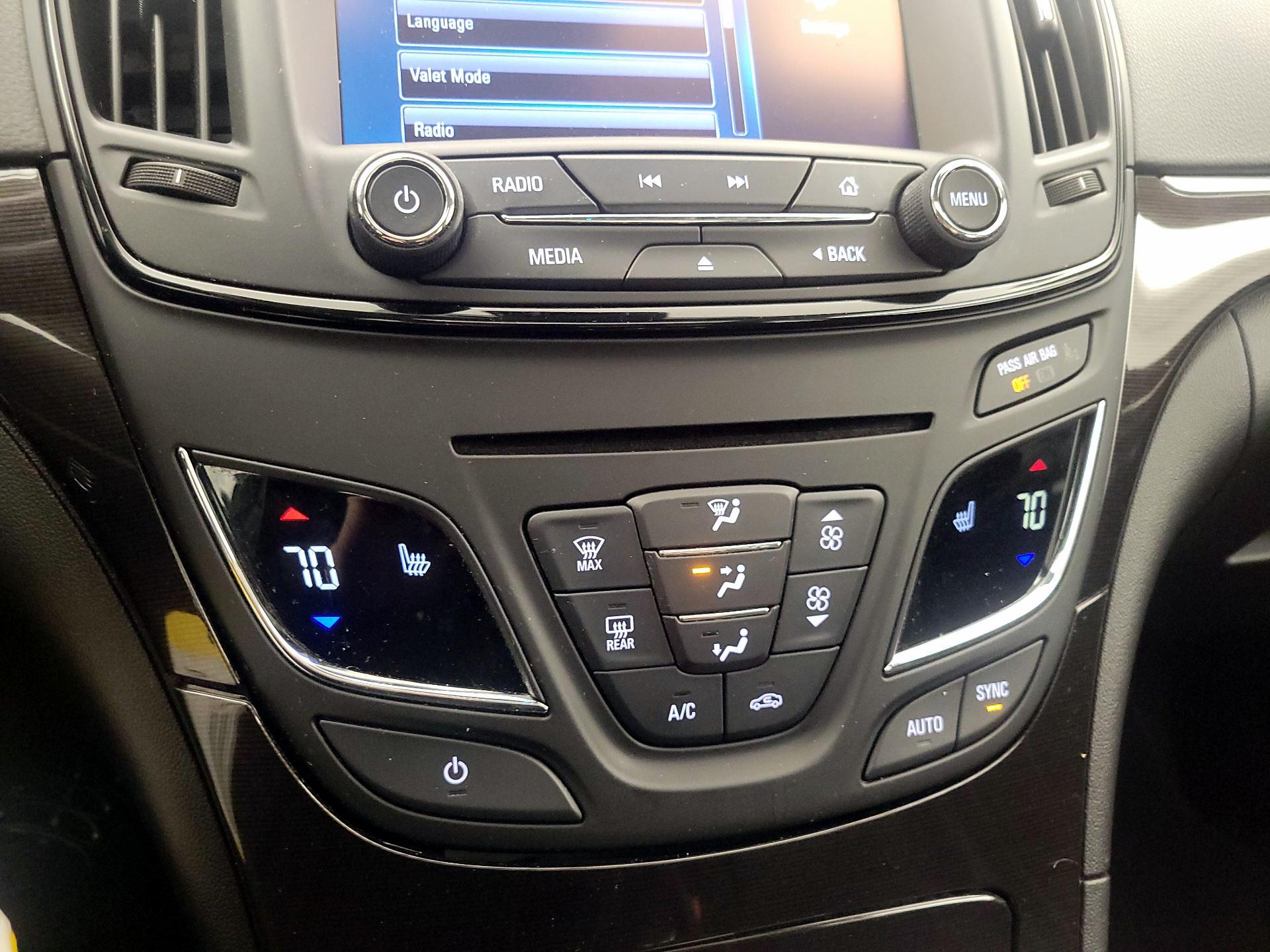 Thumbnail: 2017 Buick Regal - 17