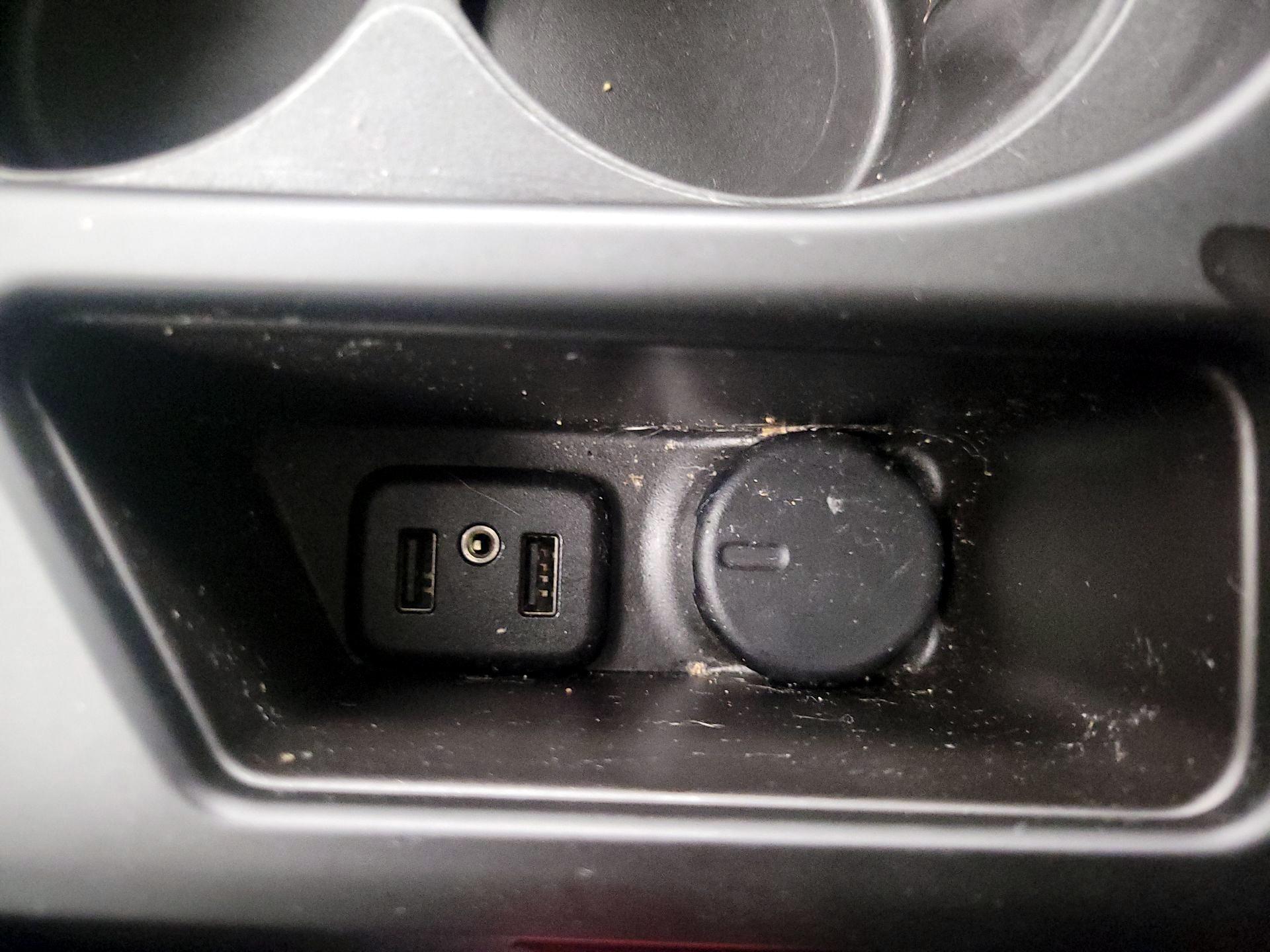 Thumbnail: 2017 Buick Regal - 19