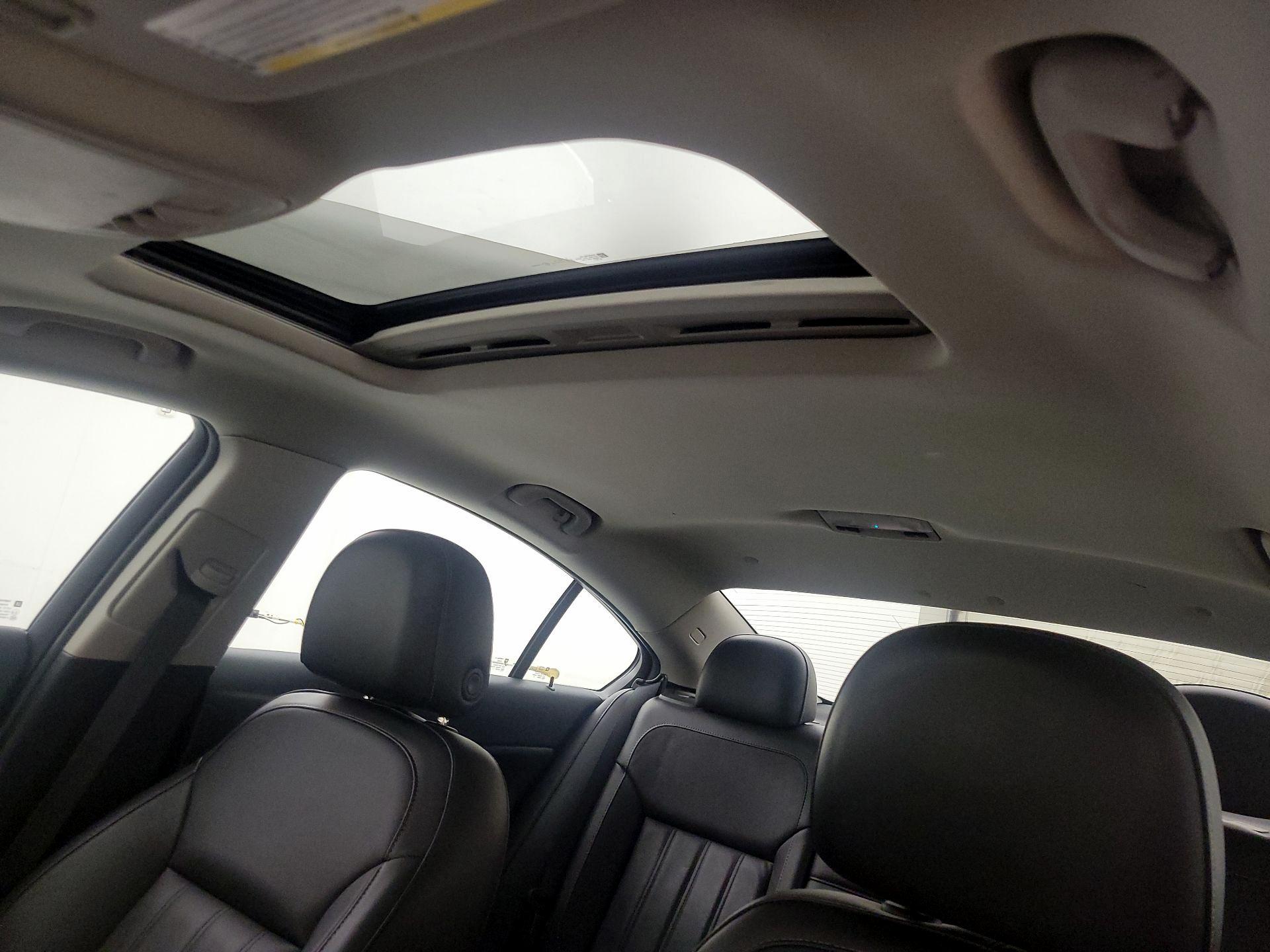 Thumbnail: 2017 Buick Regal - 20