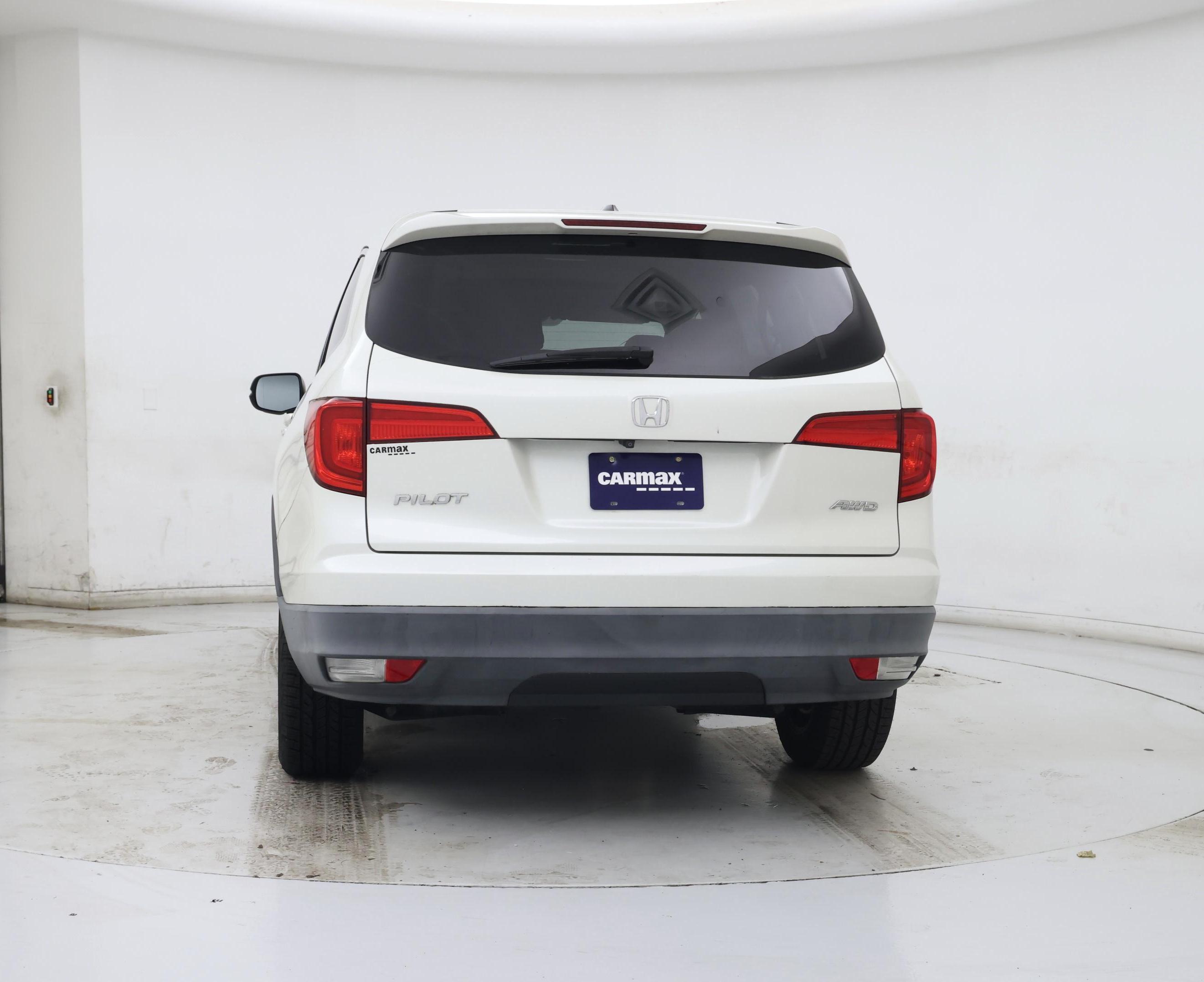 Thumbnail: 2016 Honda Pilot - 6