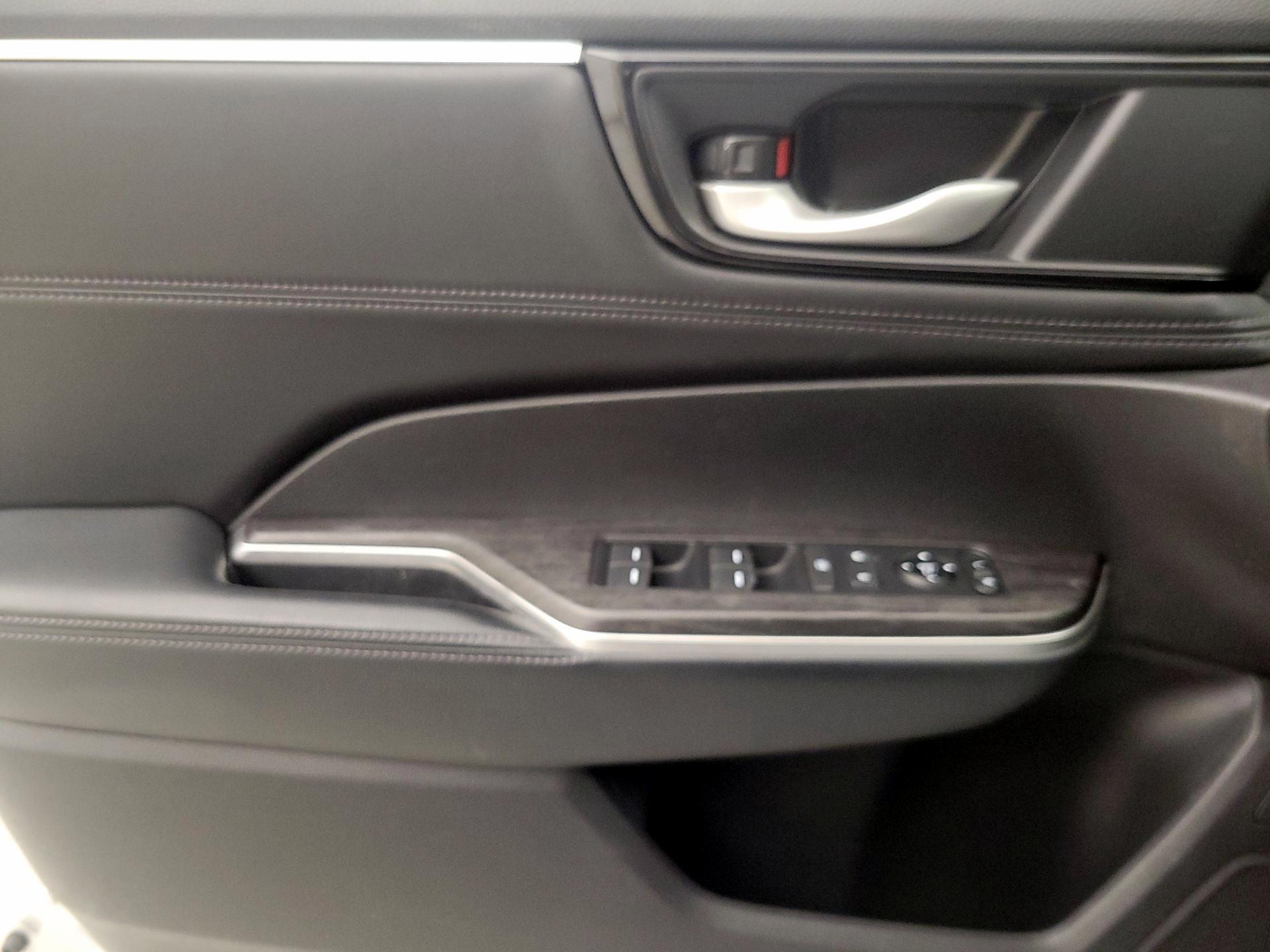 Thumbnail: 2018 Honda Clarity - 12