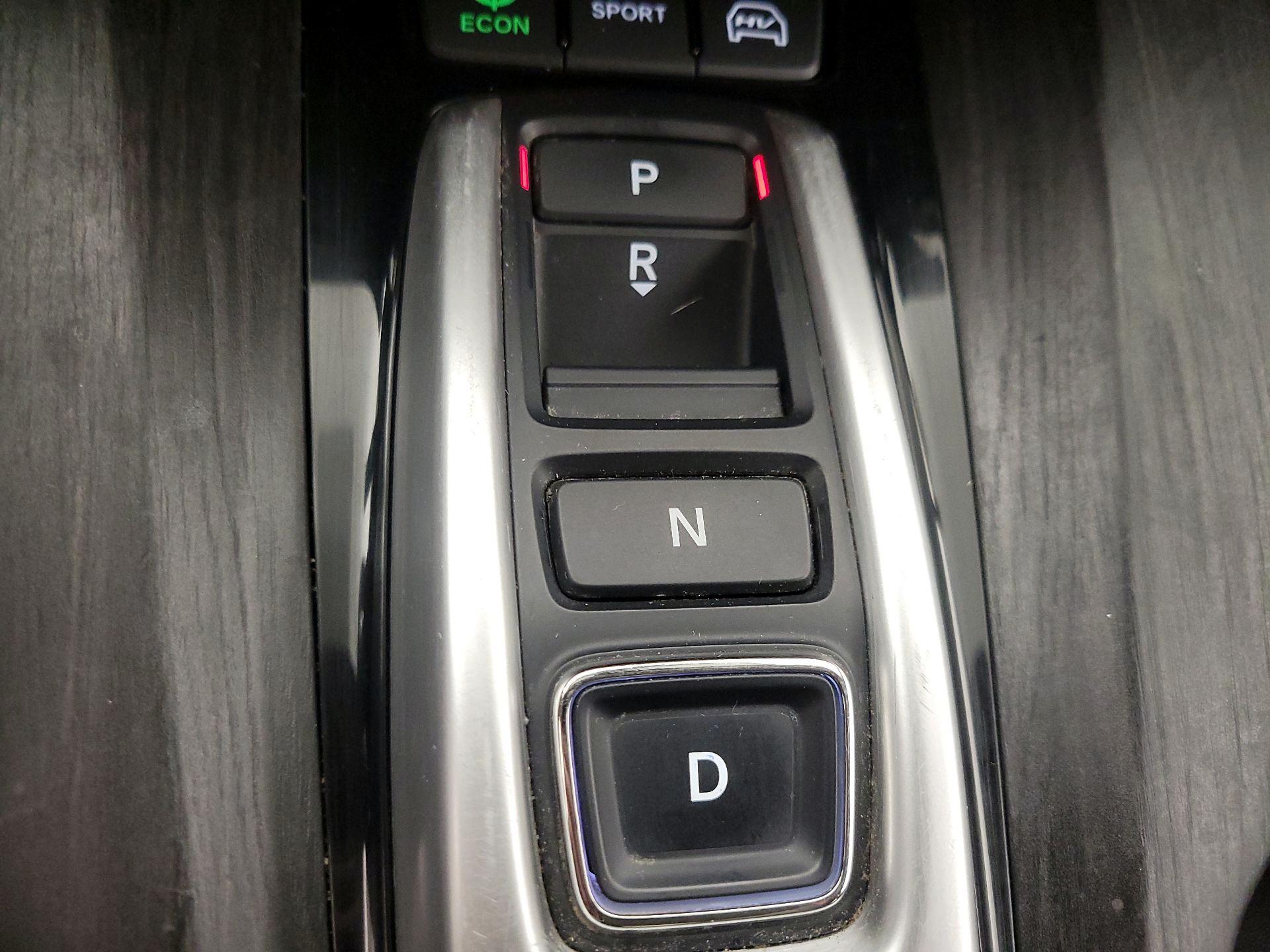 Thumbnail: 2018 Honda Clarity - 17