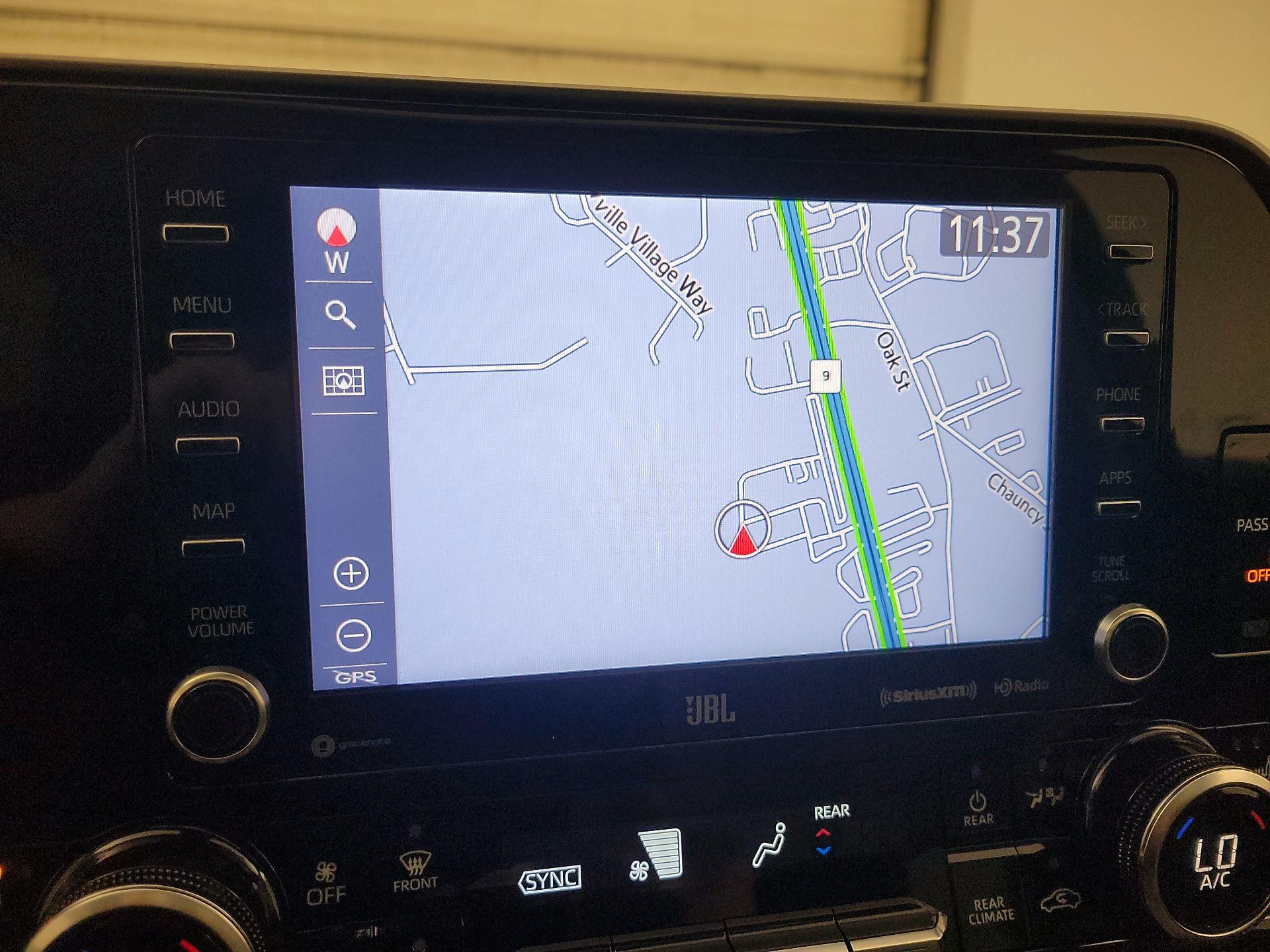 Thumbnail: 2020 Toyota Highlander - 14