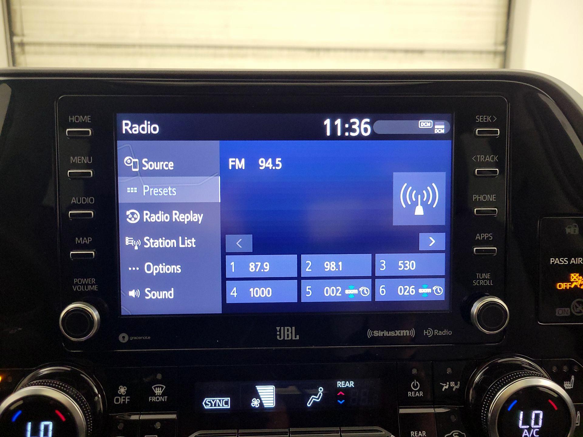 Thumbnail: 2020 Toyota Highlander - 16