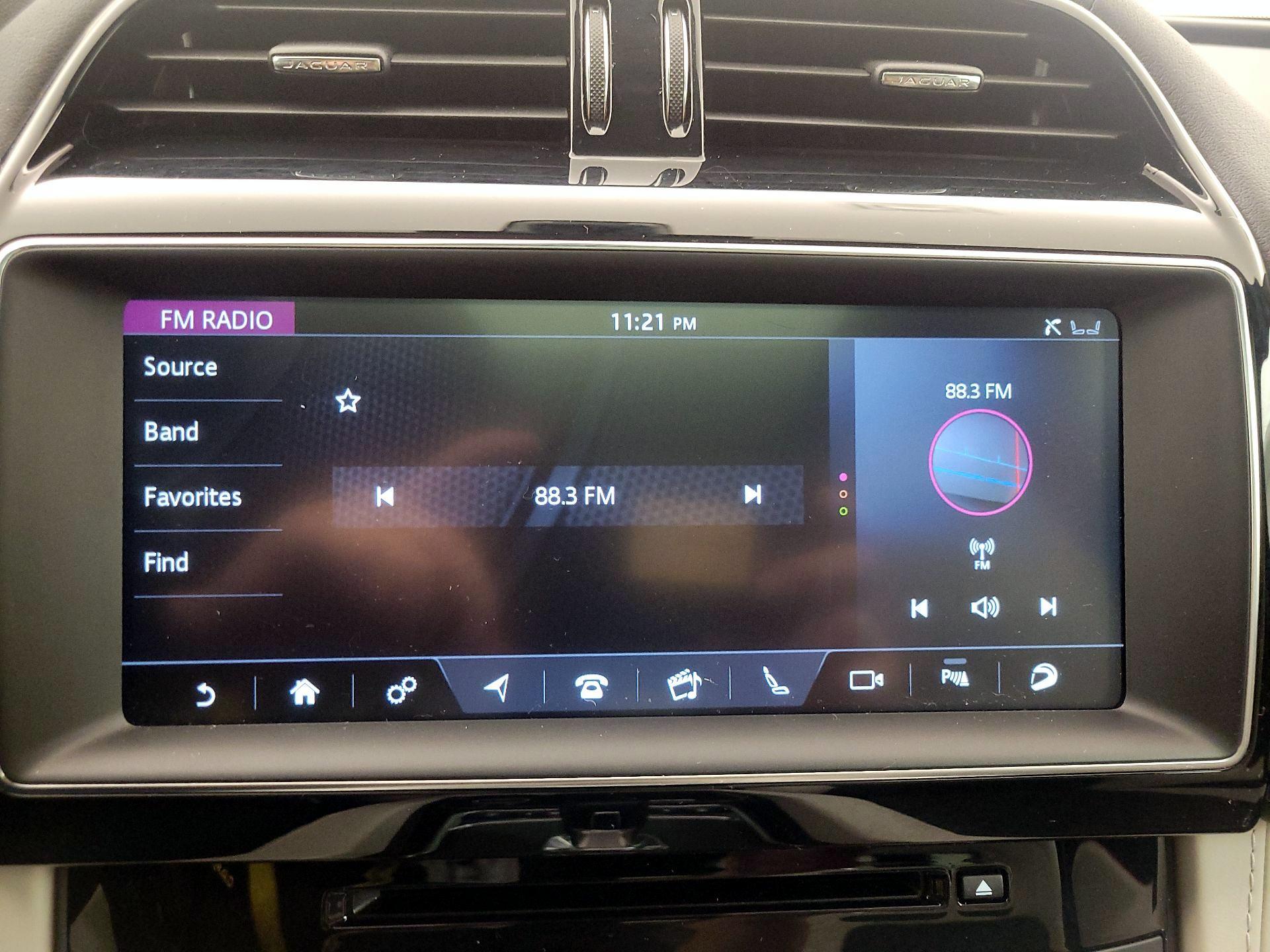 Thumbnail: 2020 Jaguar F-Pace - 16