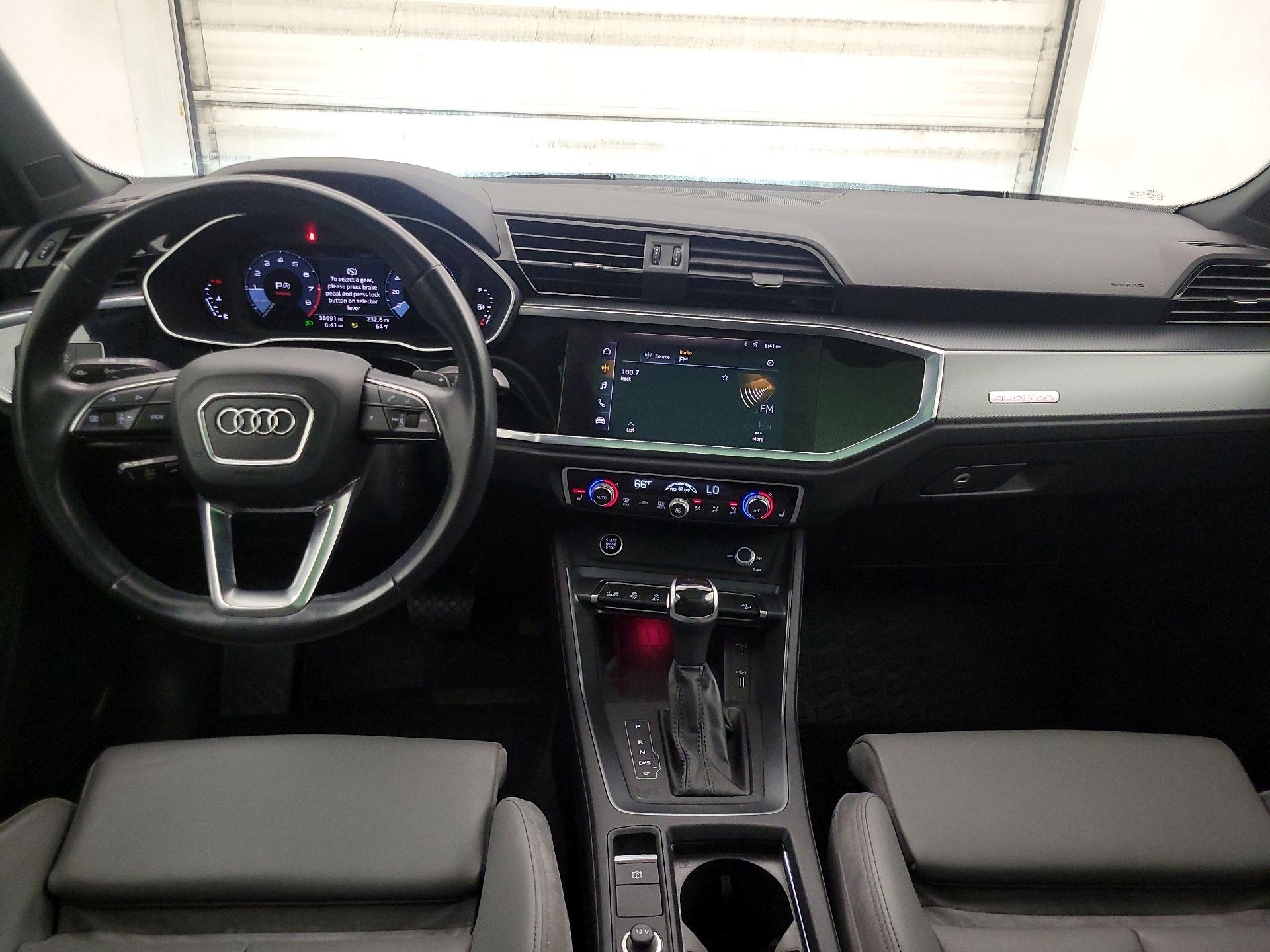 Thumbnail: 2021 Audi Q3 - 9