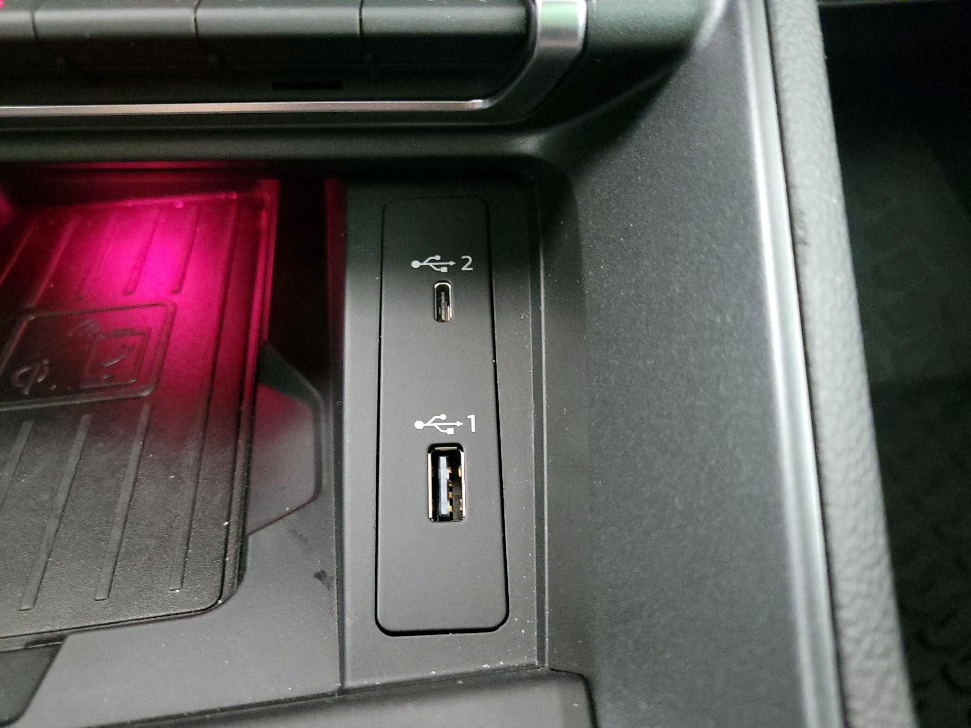 Thumbnail: 2021 Audi Q3 - 18