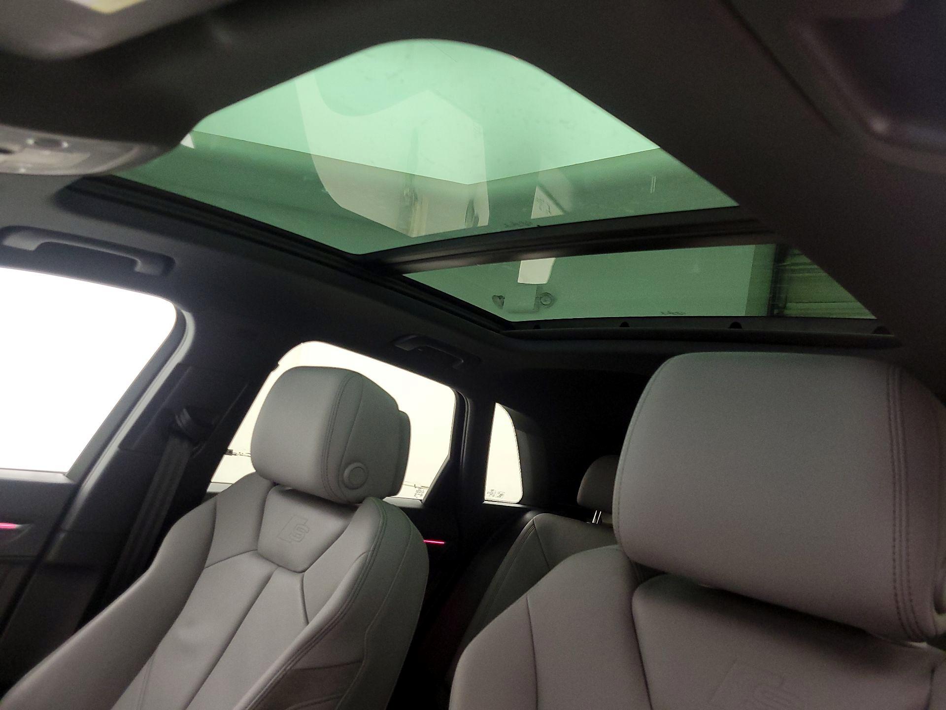 Thumbnail: 2021 Audi Q3 - 19