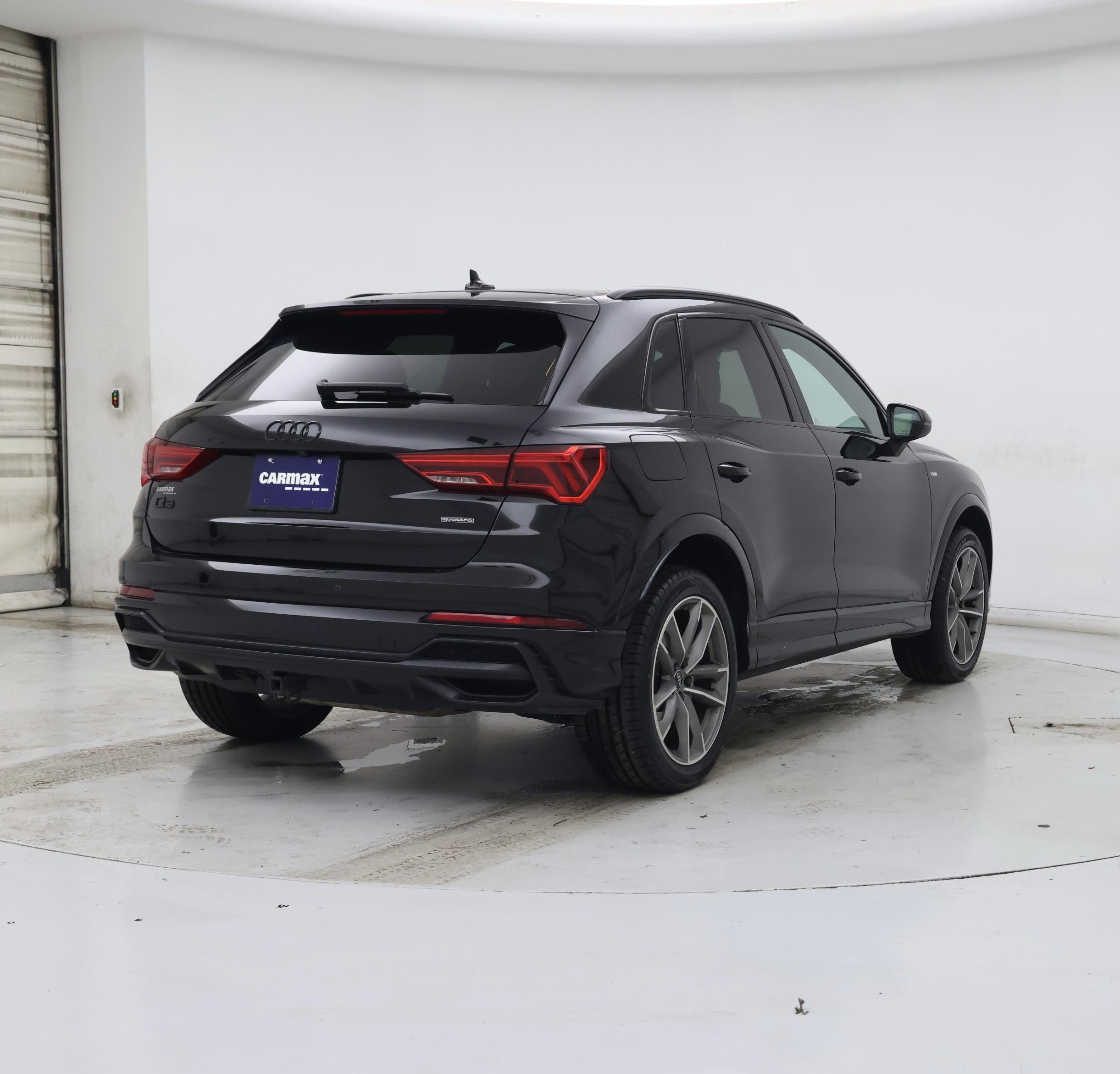 Thumbnail: 2021 Audi Q3 - 8