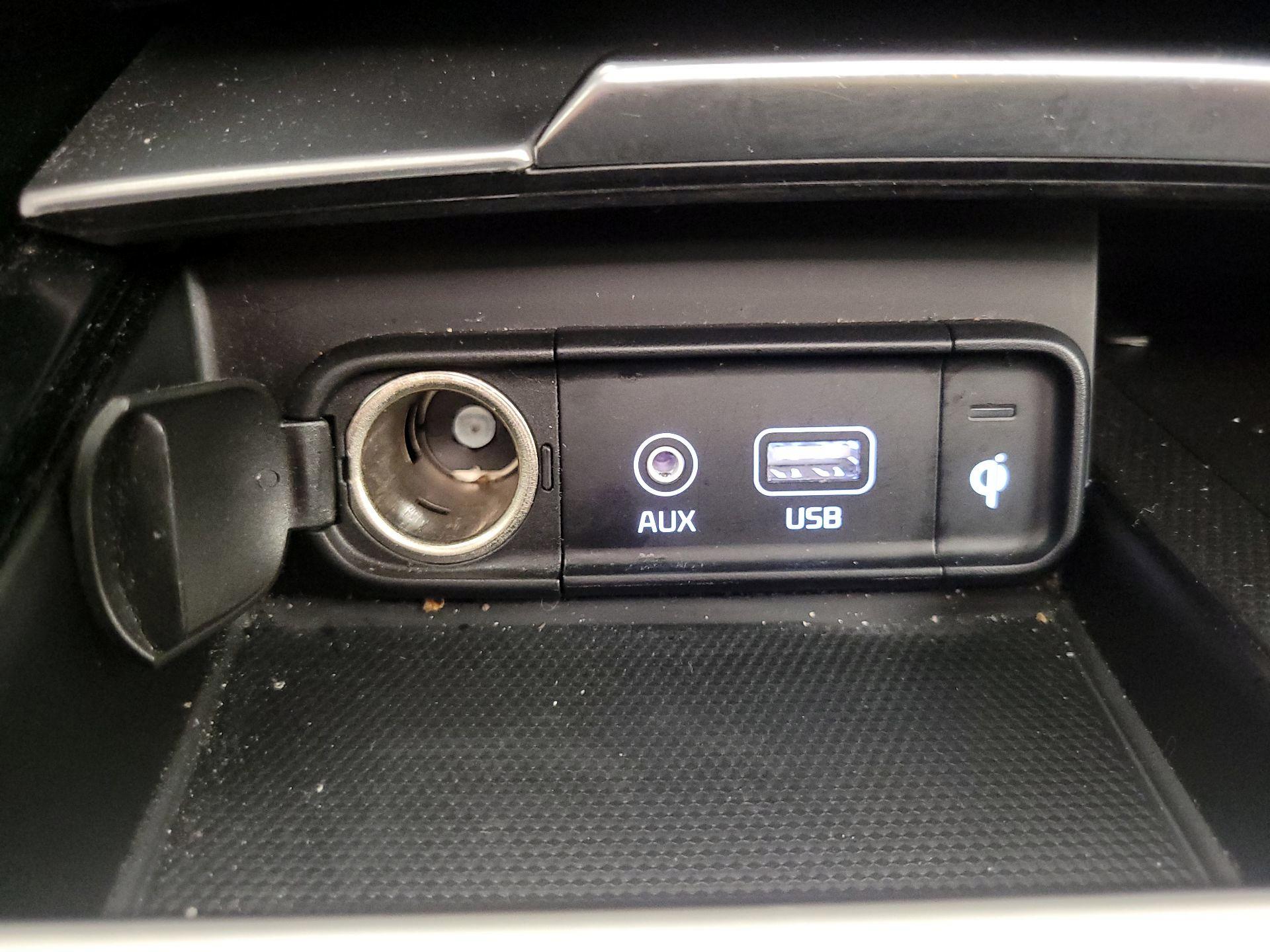 Thumbnail: 2019 Kia Stinger - 19