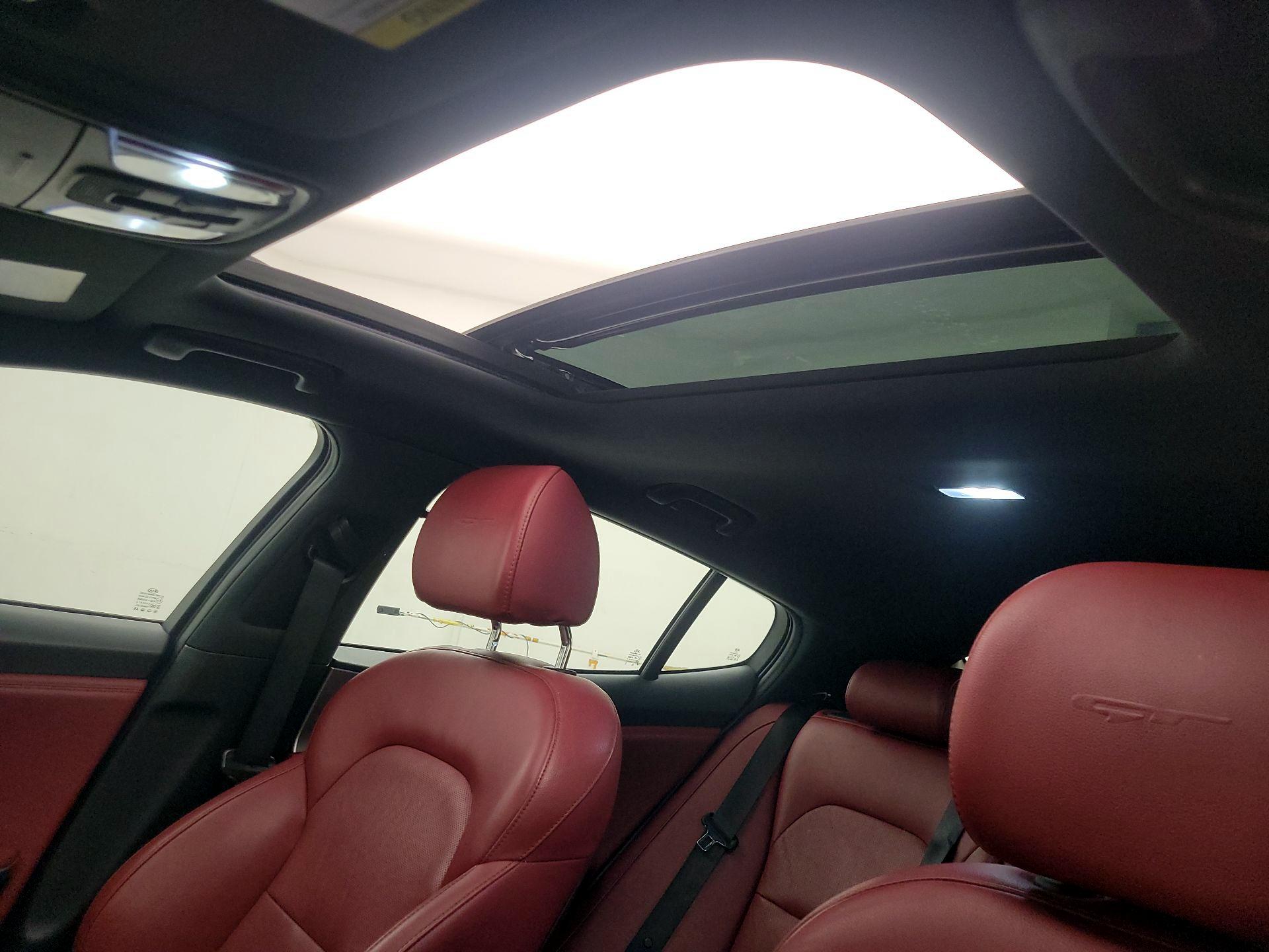 Thumbnail: 2019 Kia Stinger - 20