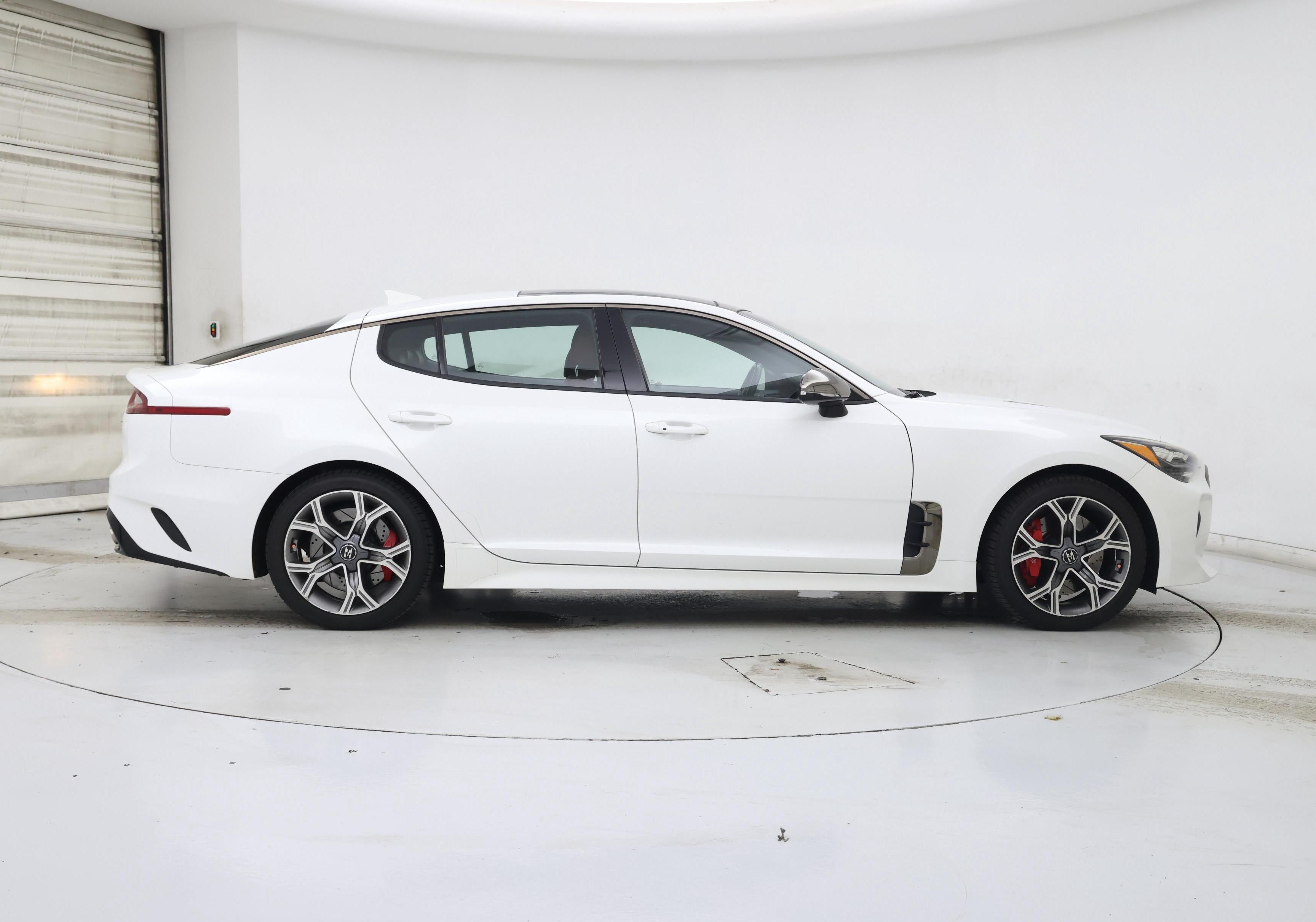 Thumbnail: 2019 Kia Stinger - 7