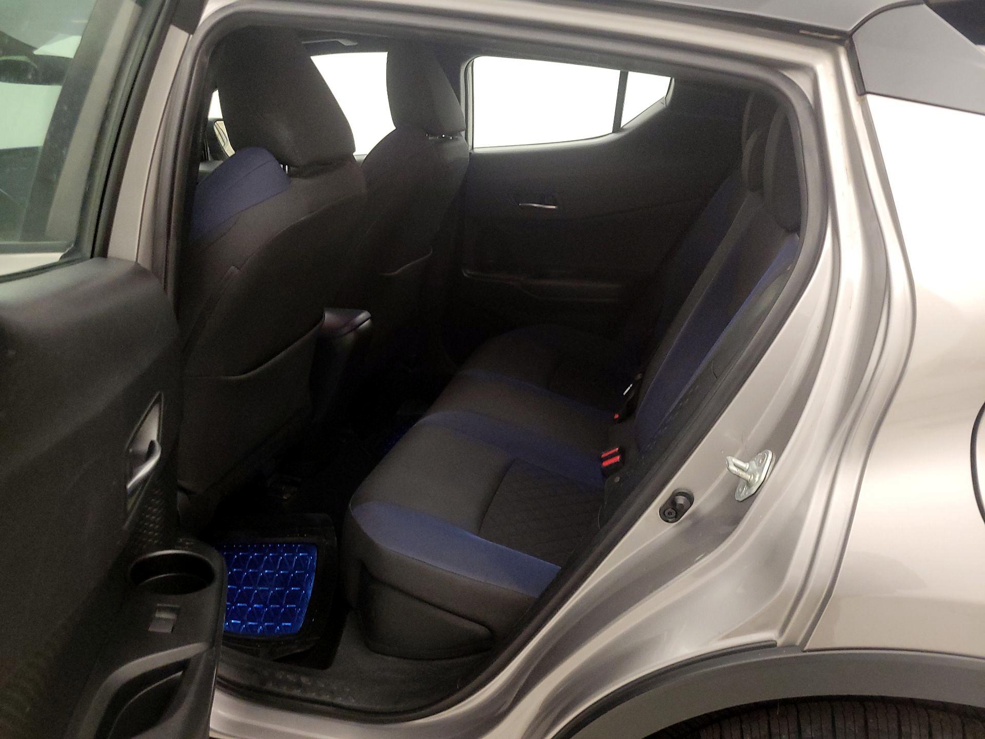 Thumbnail: 2020 Toyota C-HR - 19