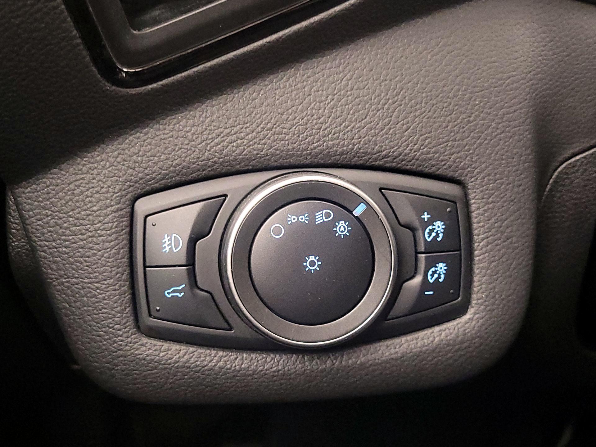 Thumbnail: 2018 Ford Escape - 13