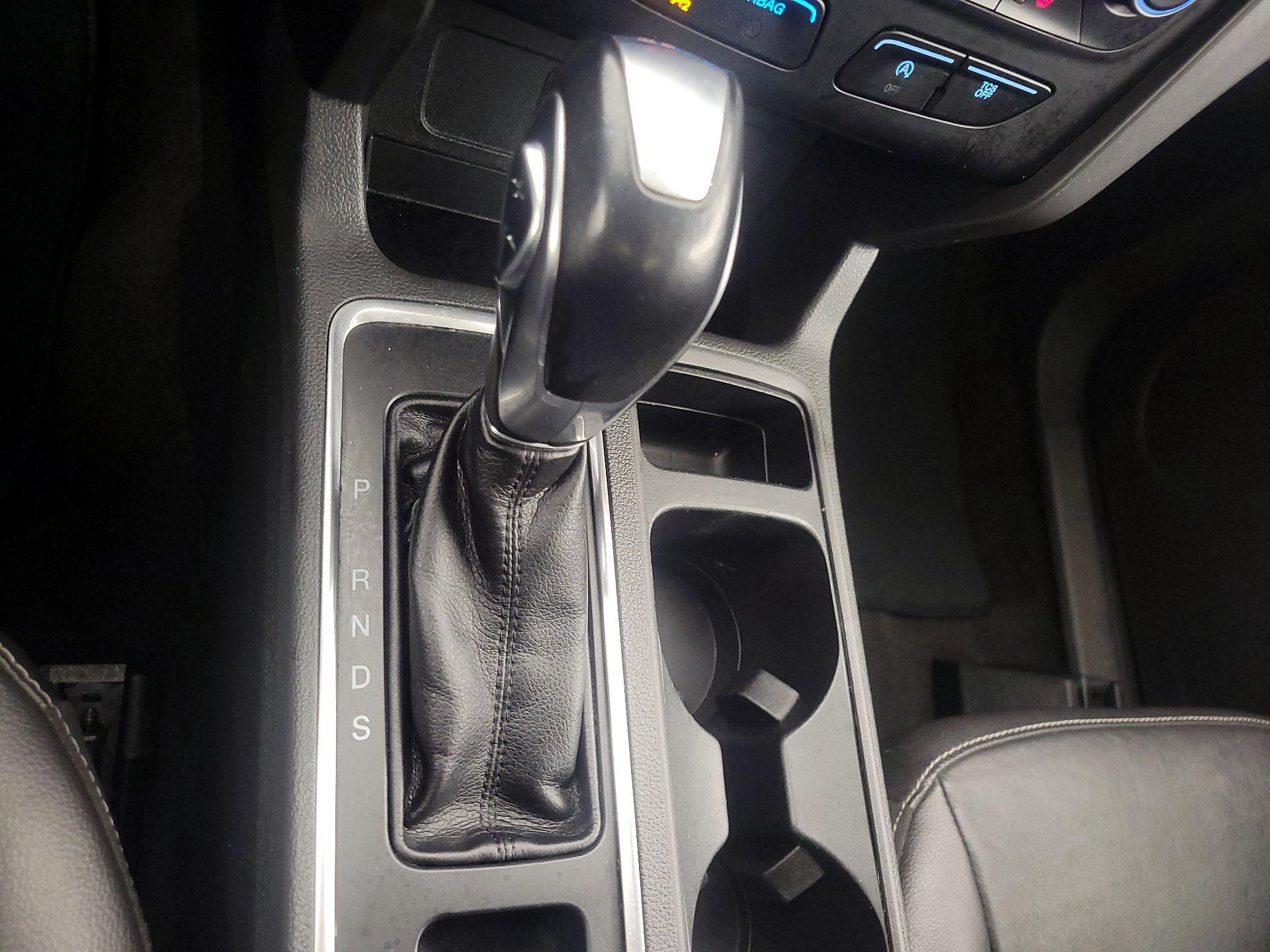 Thumbnail: 2018 Ford Escape - 17