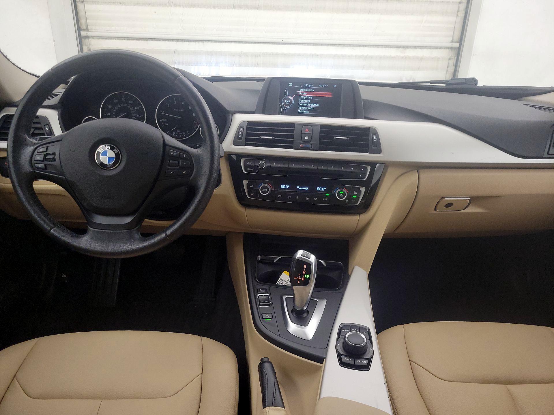 Thumbnail: 2017 BMW 3 Series - 9