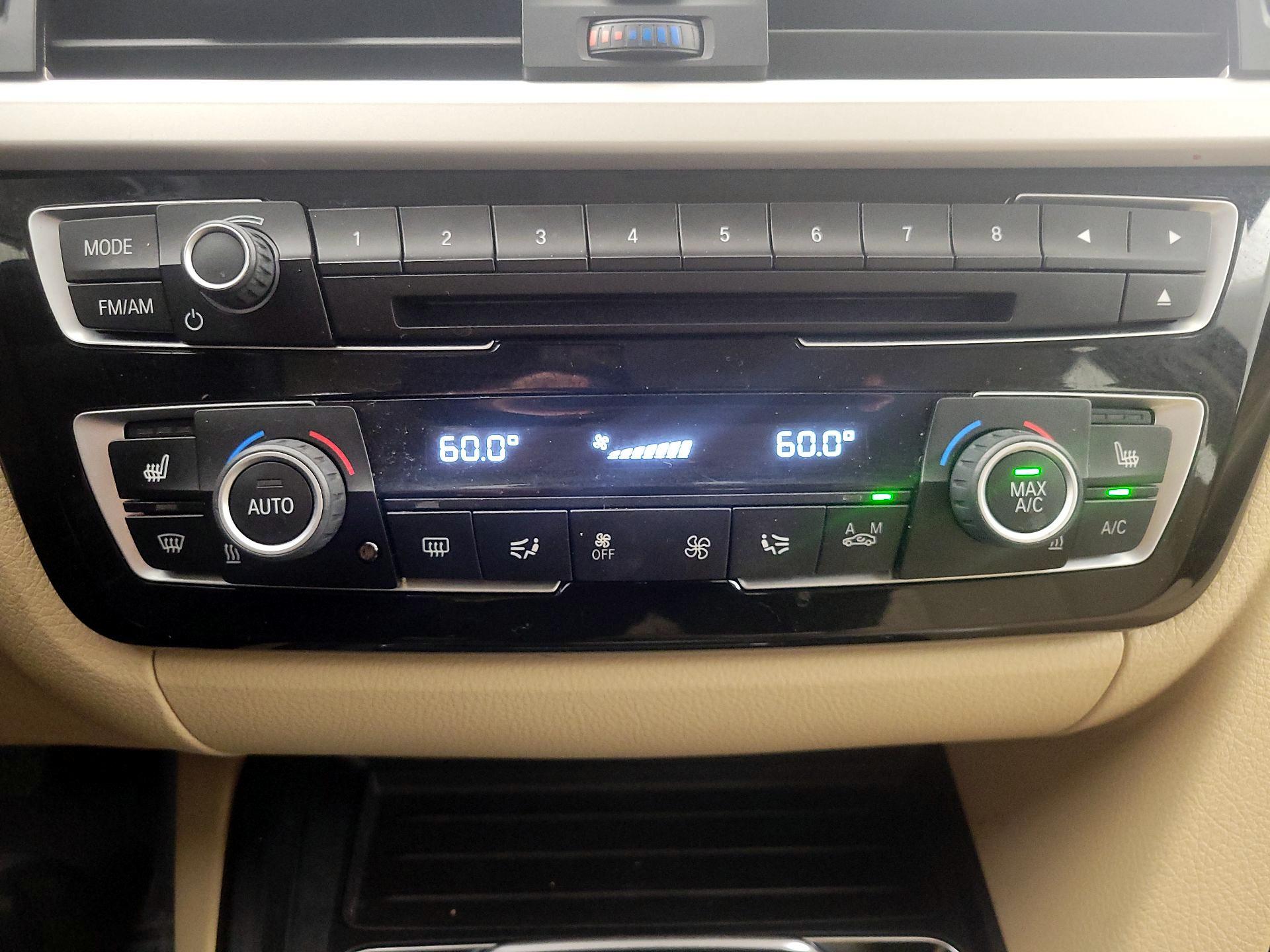 Thumbnail: 2017 BMW 3 Series - 16