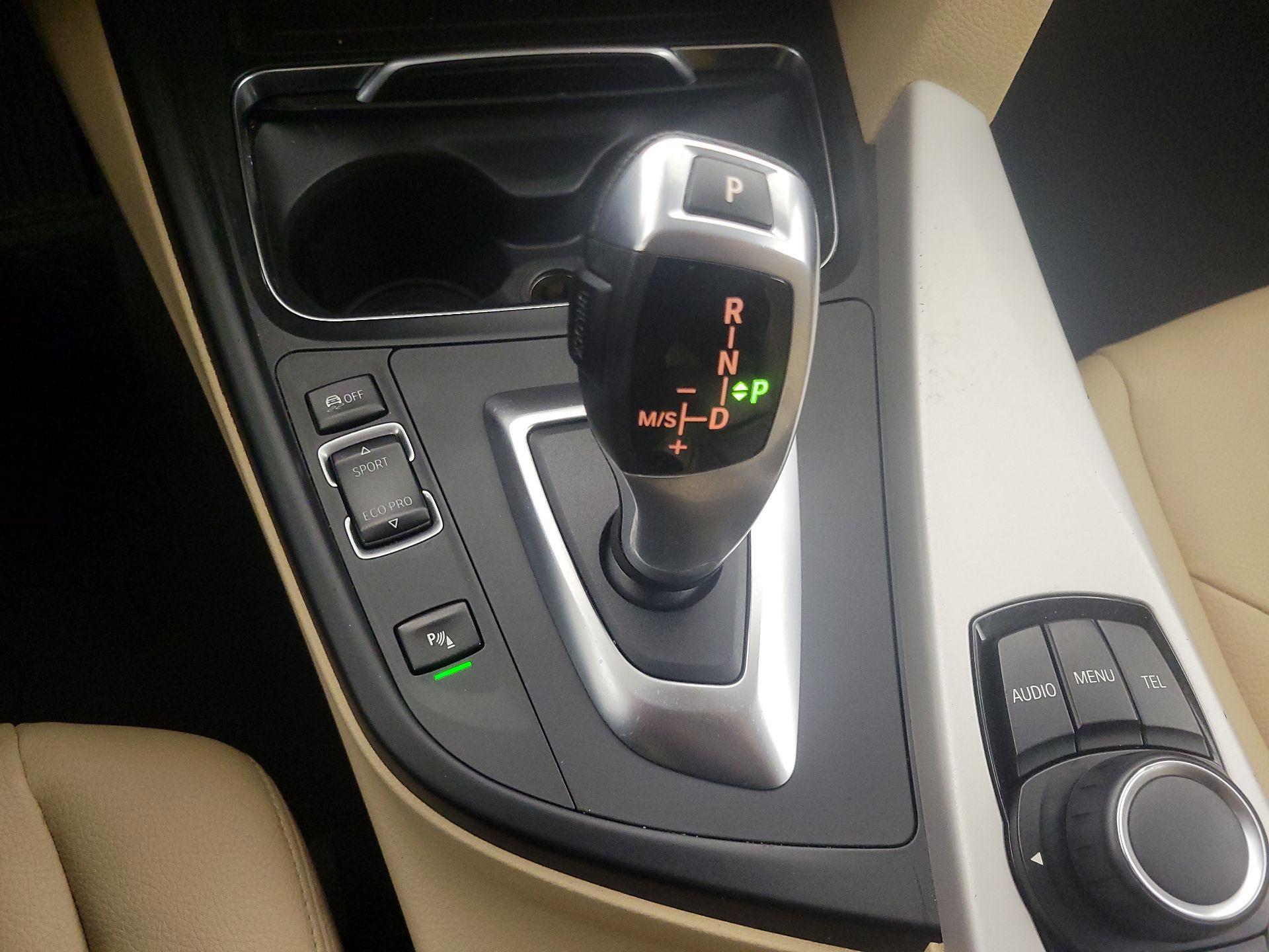 Thumbnail: 2017 BMW 3 Series - 17