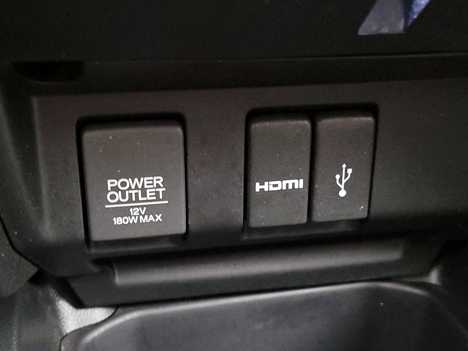 Thumbnail: 2015 Honda Fit - 17