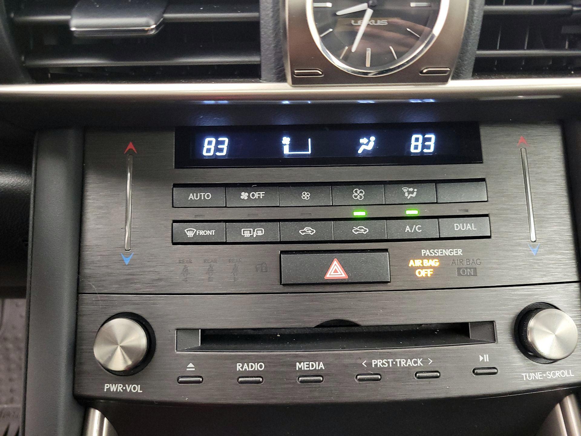 Thumbnail: 2019 Lexus IS - 16