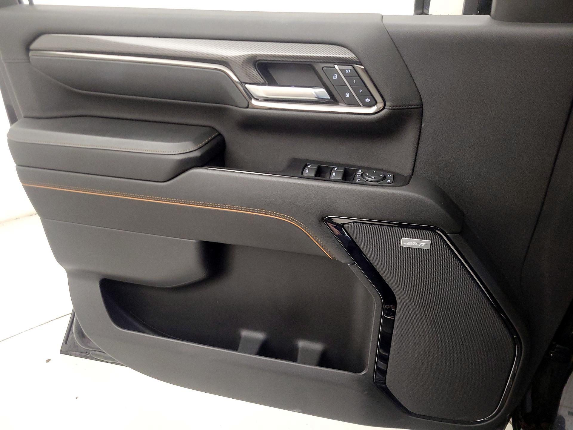 Thumbnail: 2024 GMC Sierra 2500 - 12