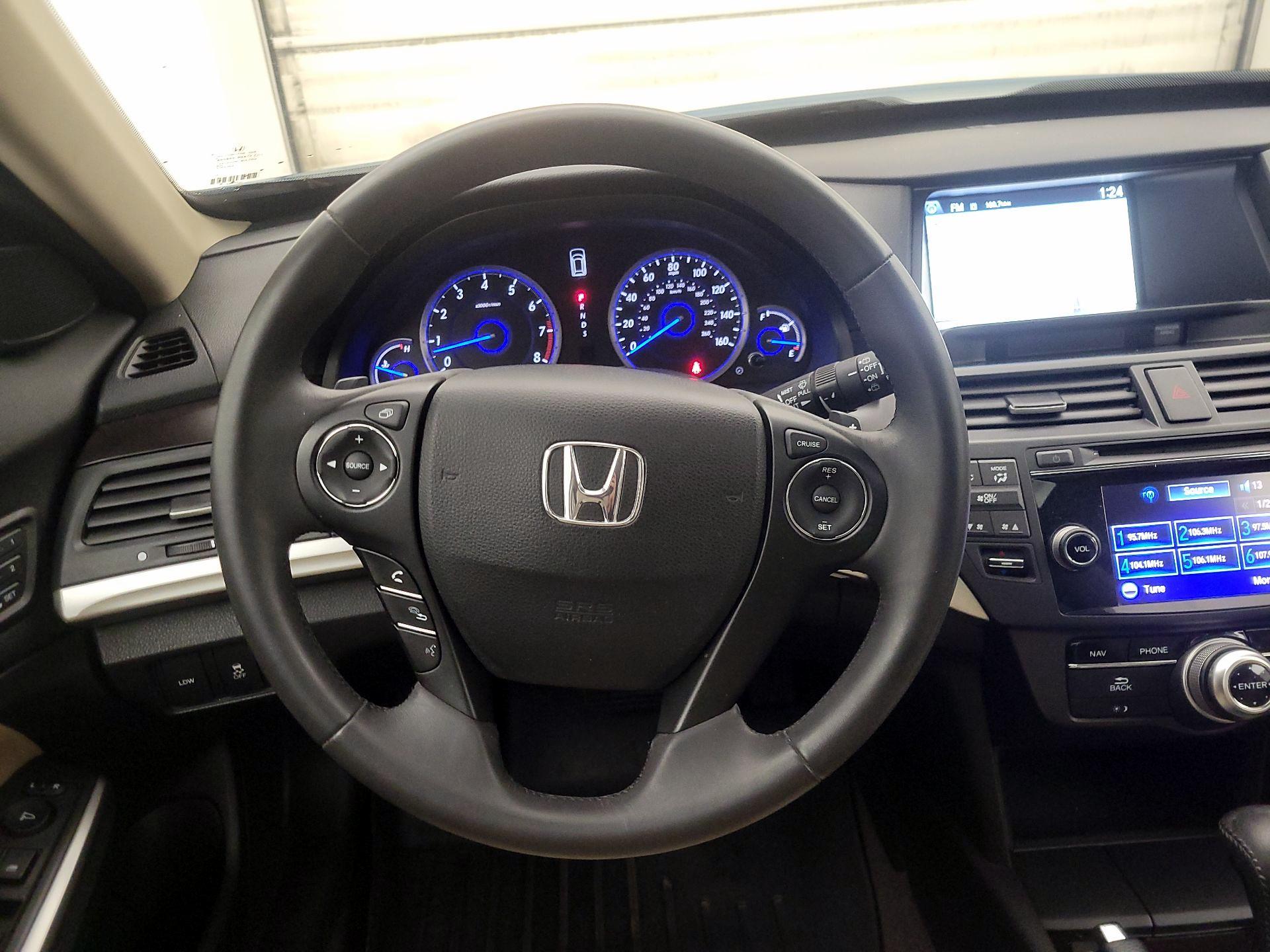 Thumbnail: 2015 Honda Accord Crosstour - 10
