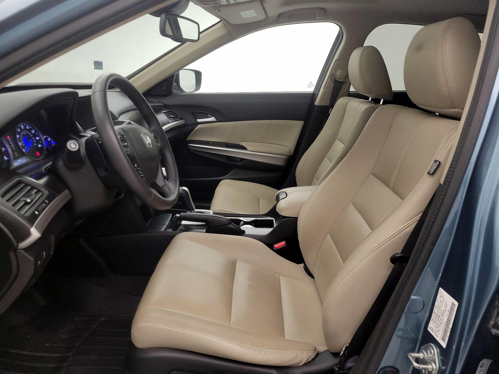 Thumbnail: 2015 Honda Accord Crosstour - 11