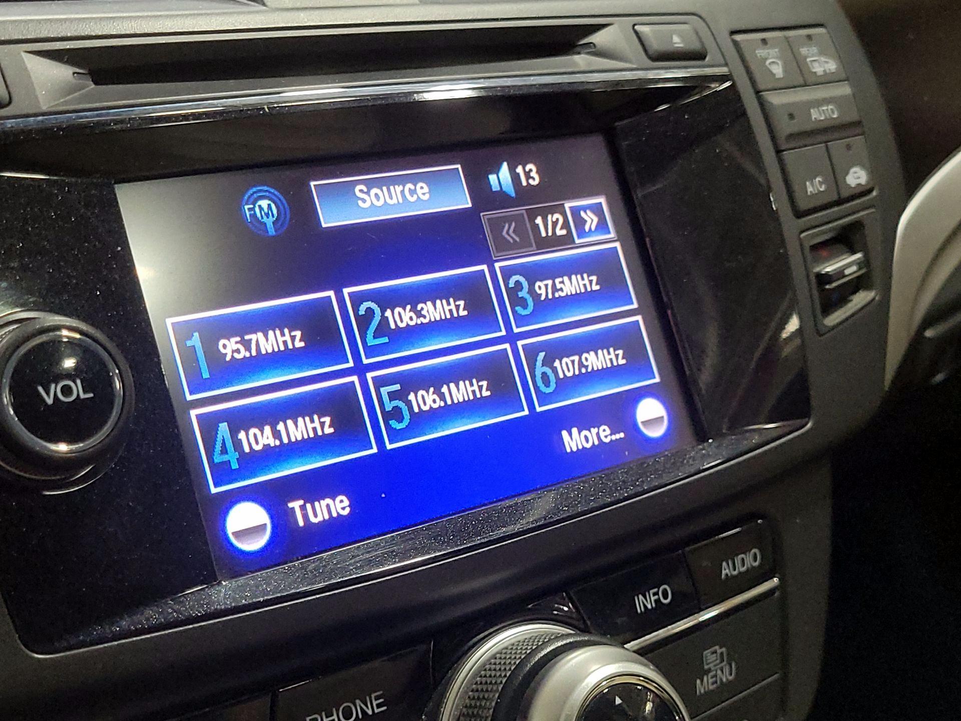 Thumbnail: 2015 Honda Accord Crosstour - 16