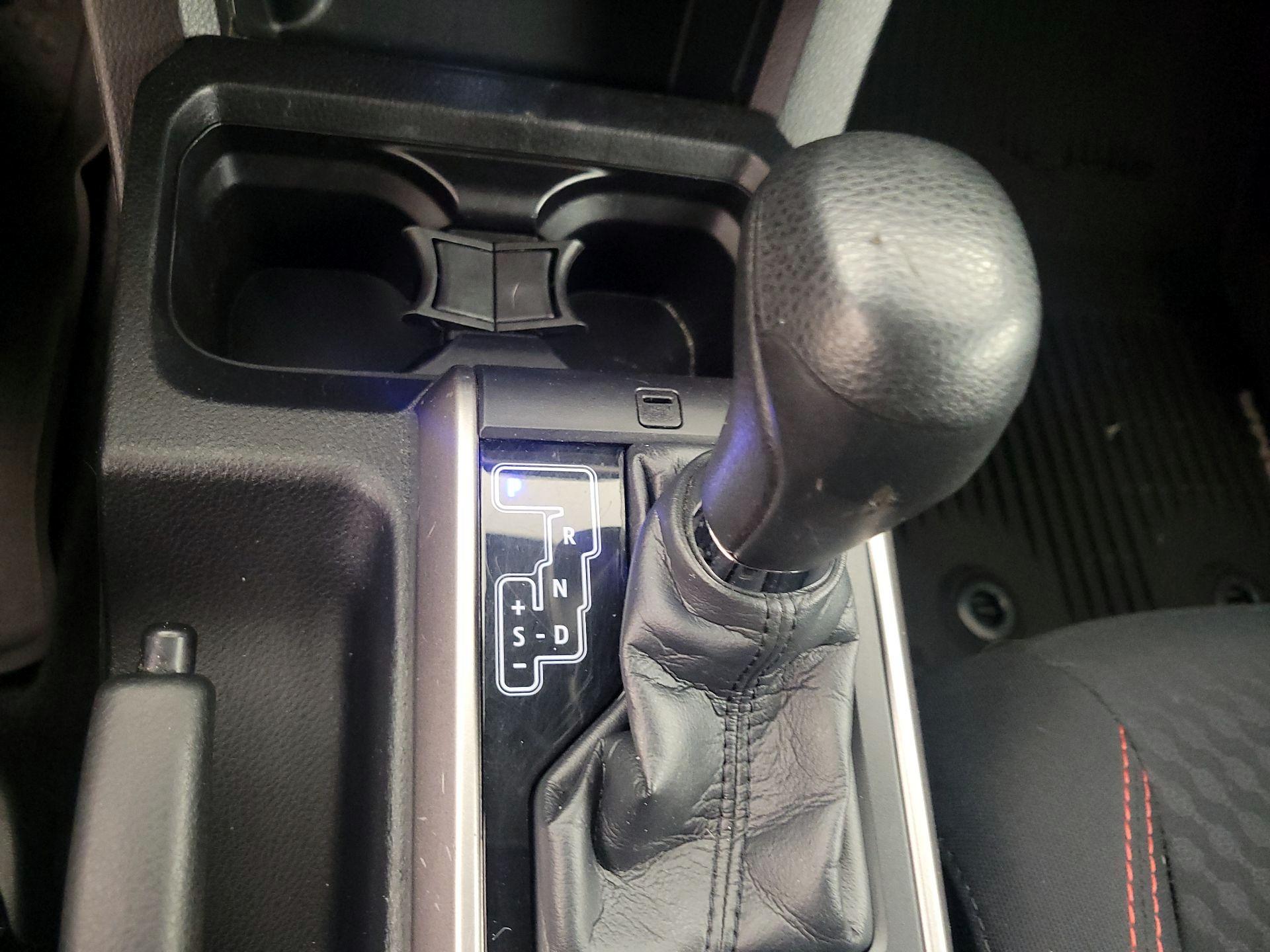 Thumbnail: 2021 Toyota Tacoma - 17