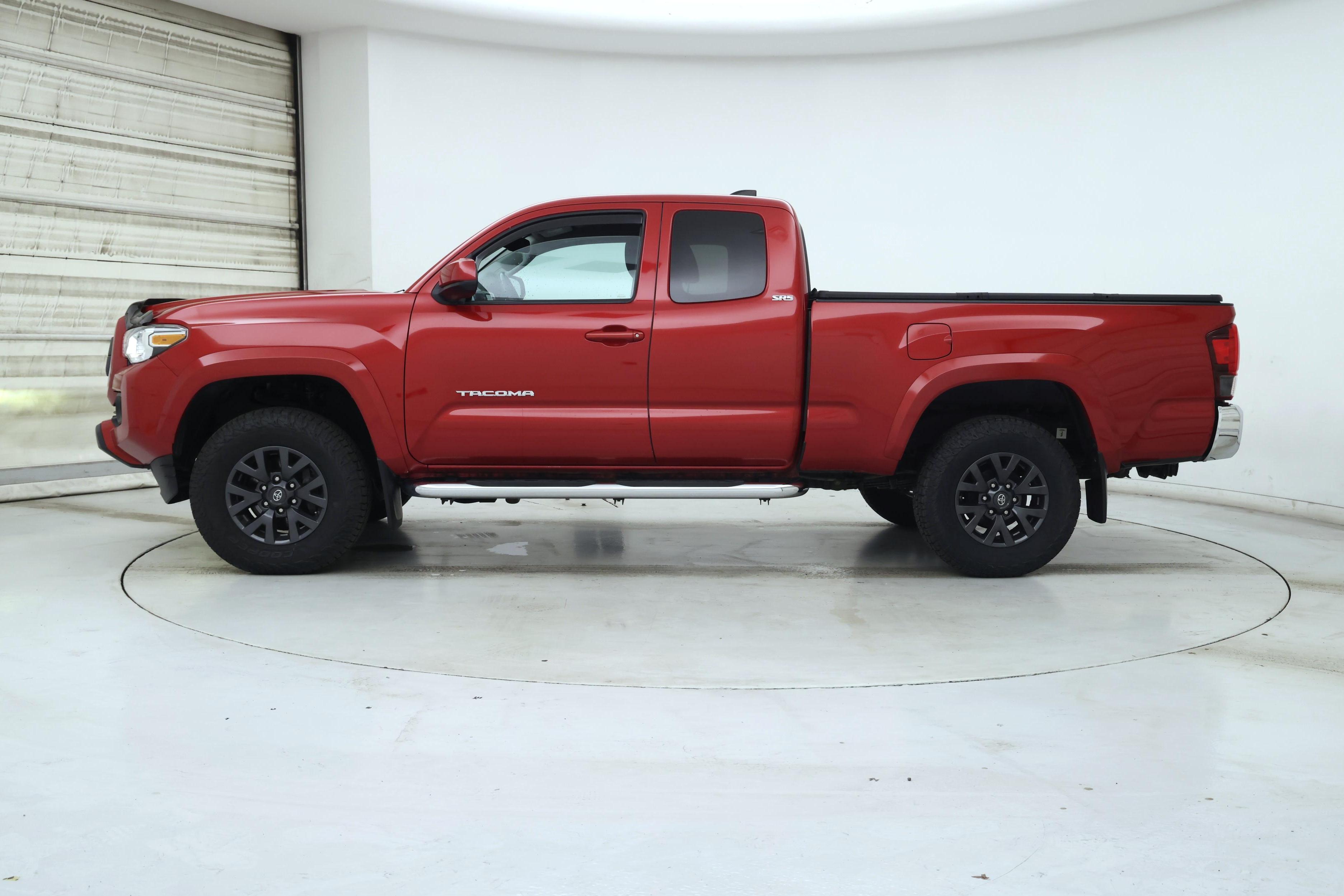 Thumbnail: 2021 Toyota Tacoma - 3