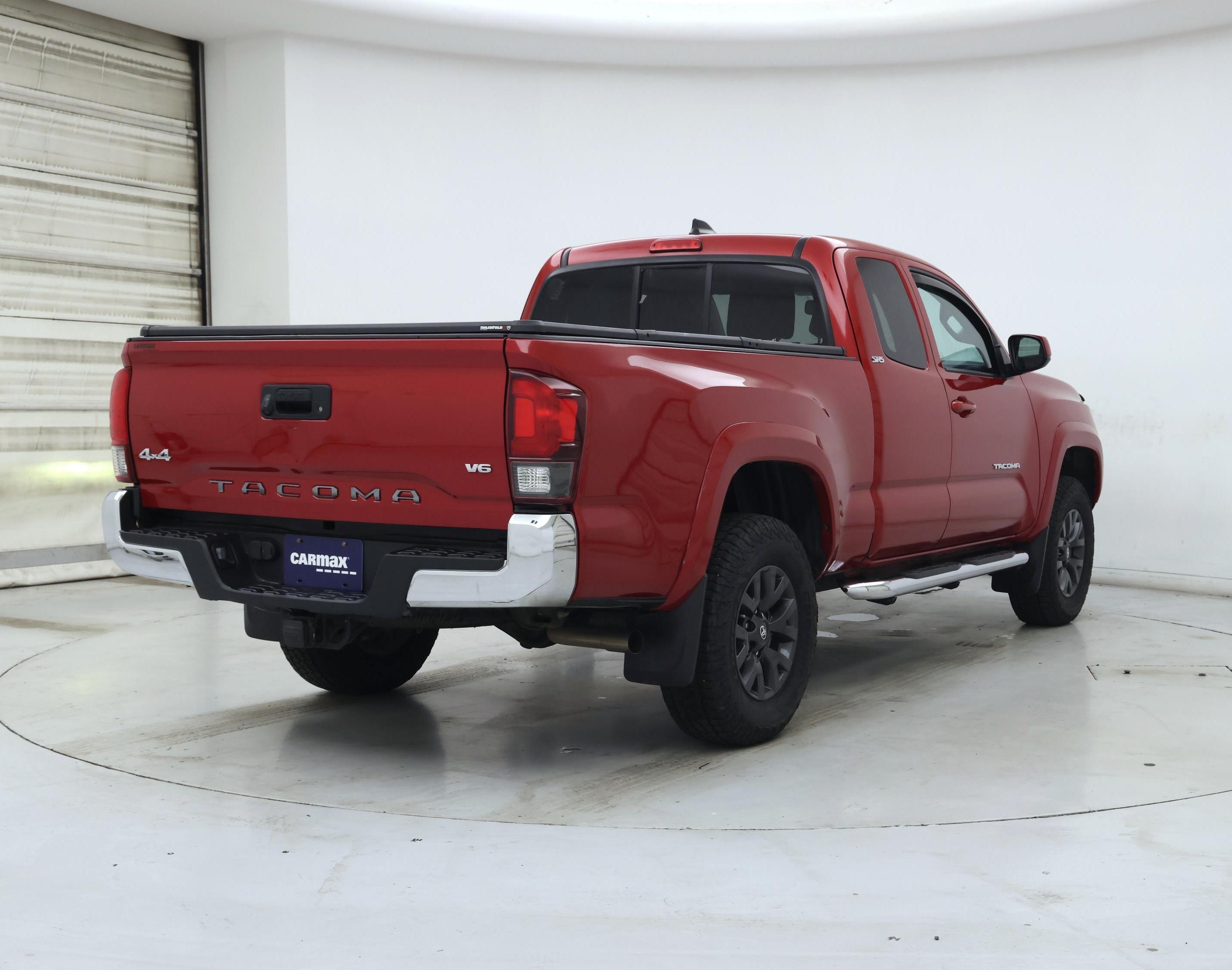 Thumbnail: 2021 Toyota Tacoma - 8