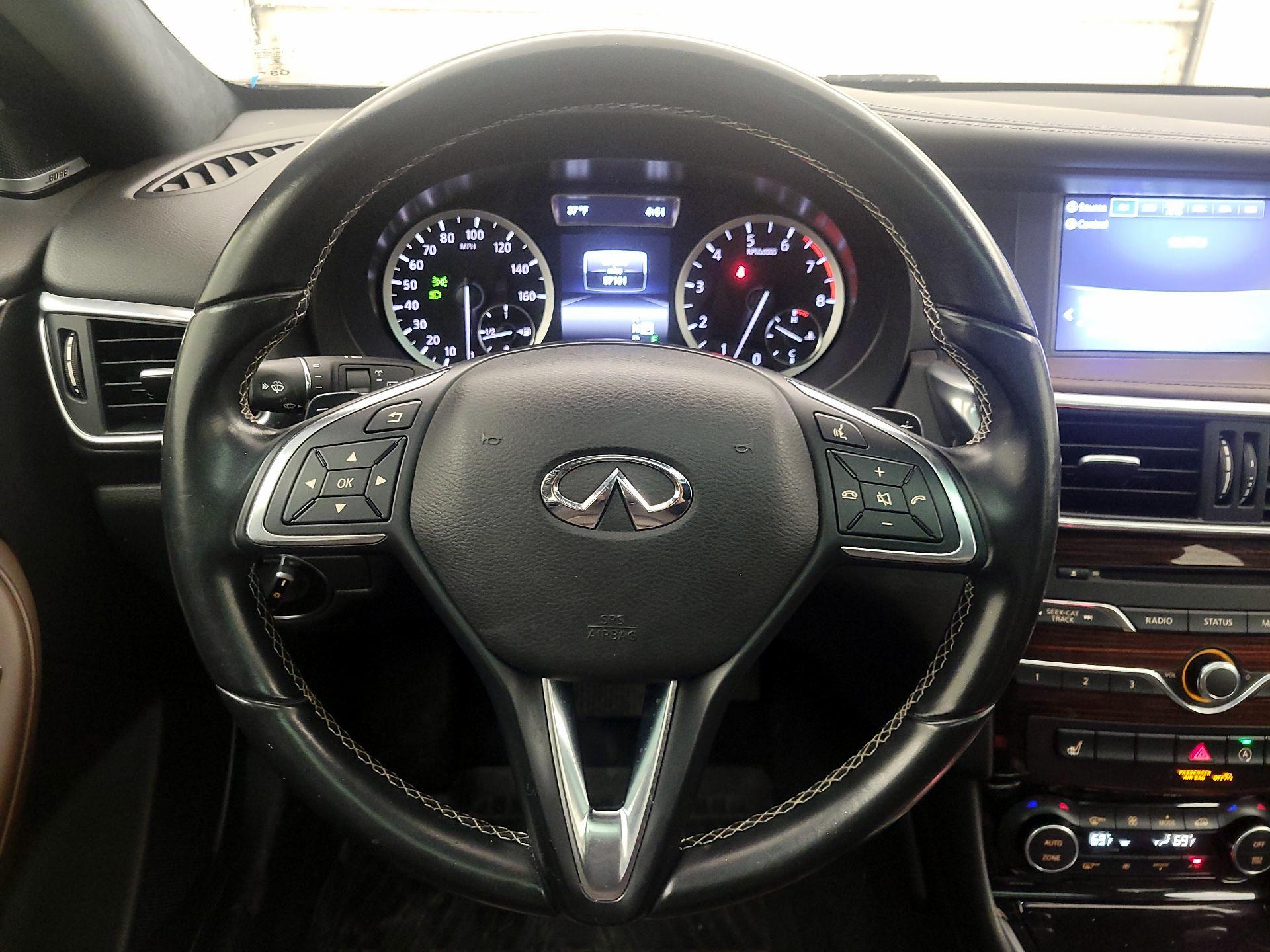 Thumbnail: 2017 INFINITI QX30 - 10