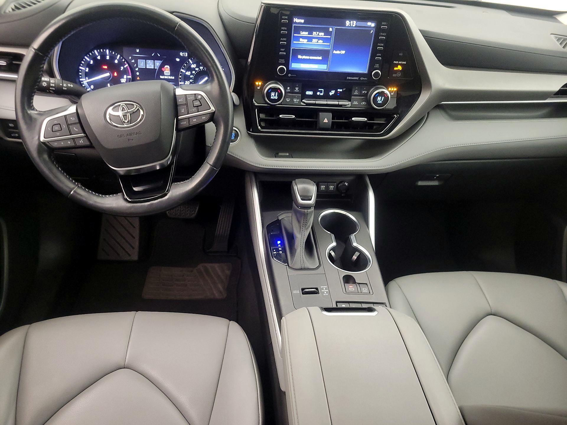 Thumbnail: 2021 Toyota Highlander - 9