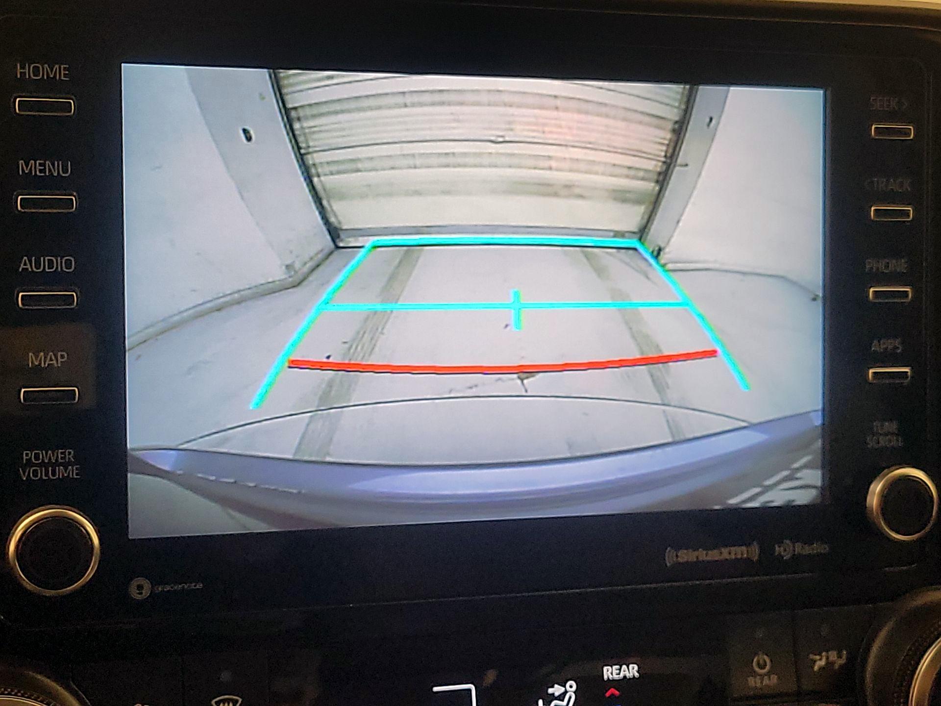 Thumbnail: 2021 Toyota Highlander - 14