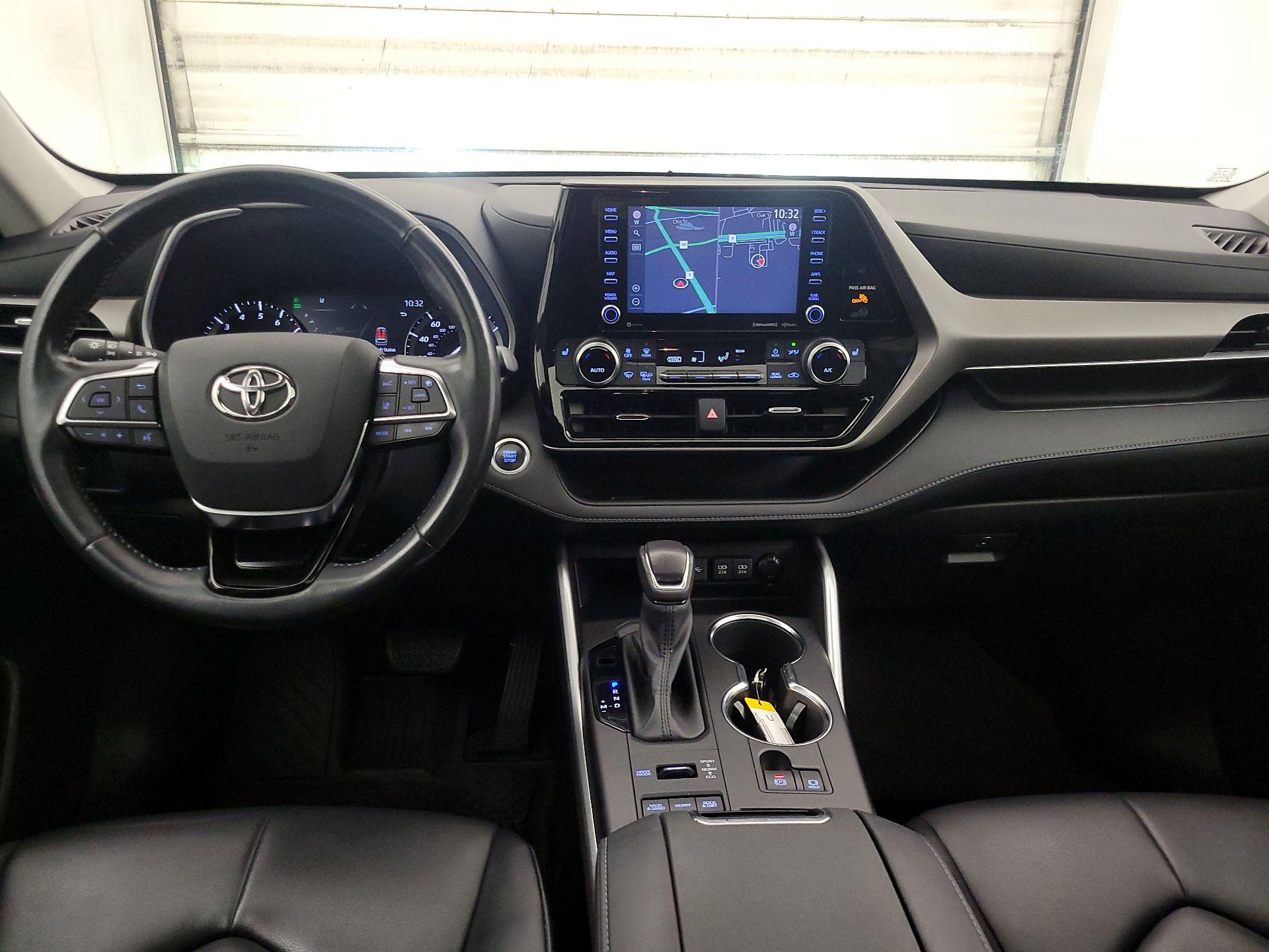 Thumbnail: 2021 Toyota Highlander - 9