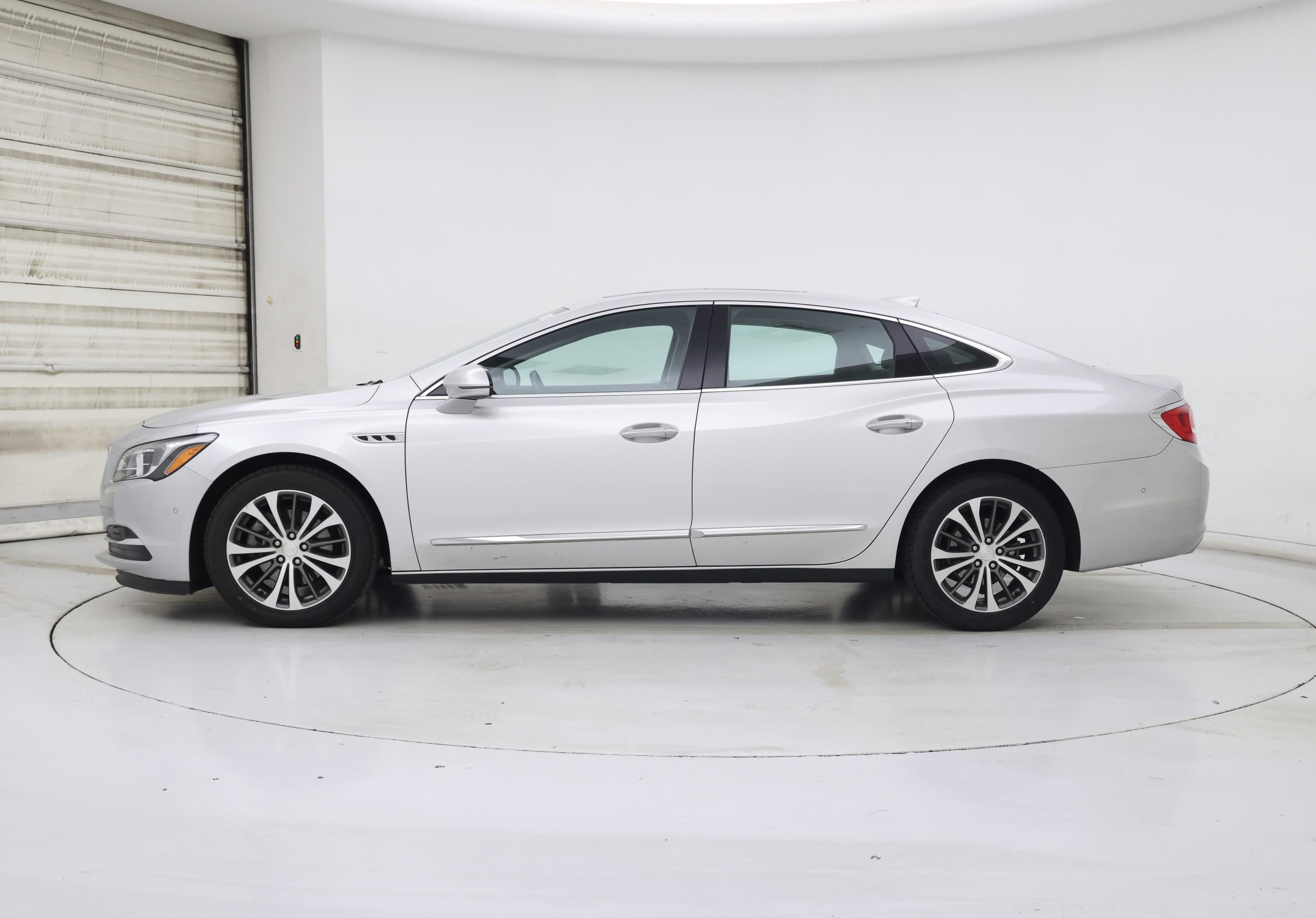 Thumbnail: 2017 Buick LaCrosse - 3