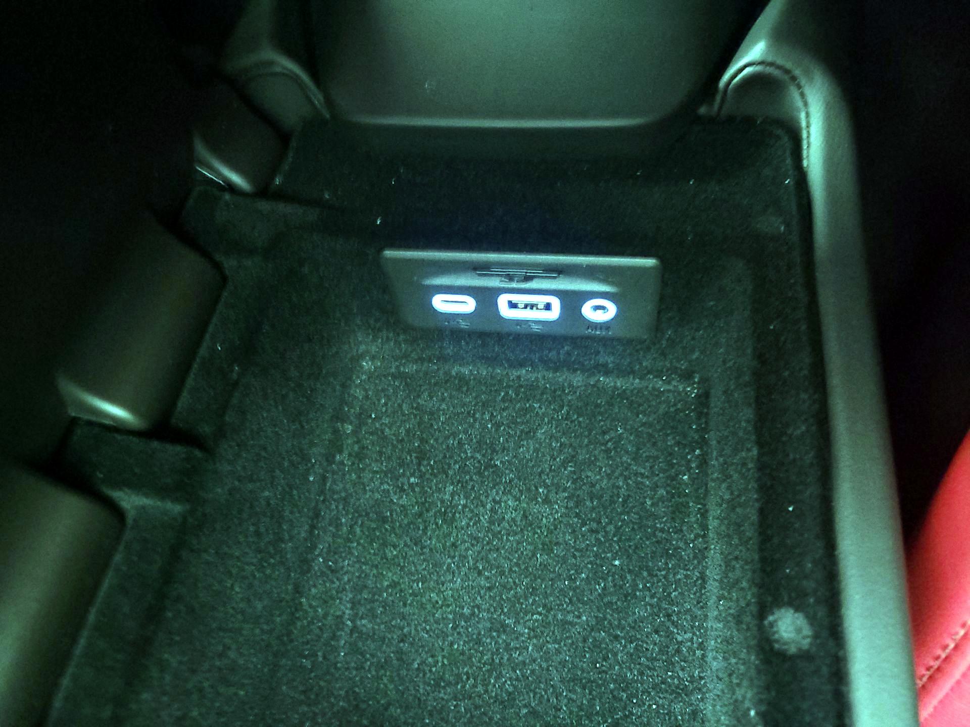 Thumbnail: 2023 Chevrolet Corvette - 18