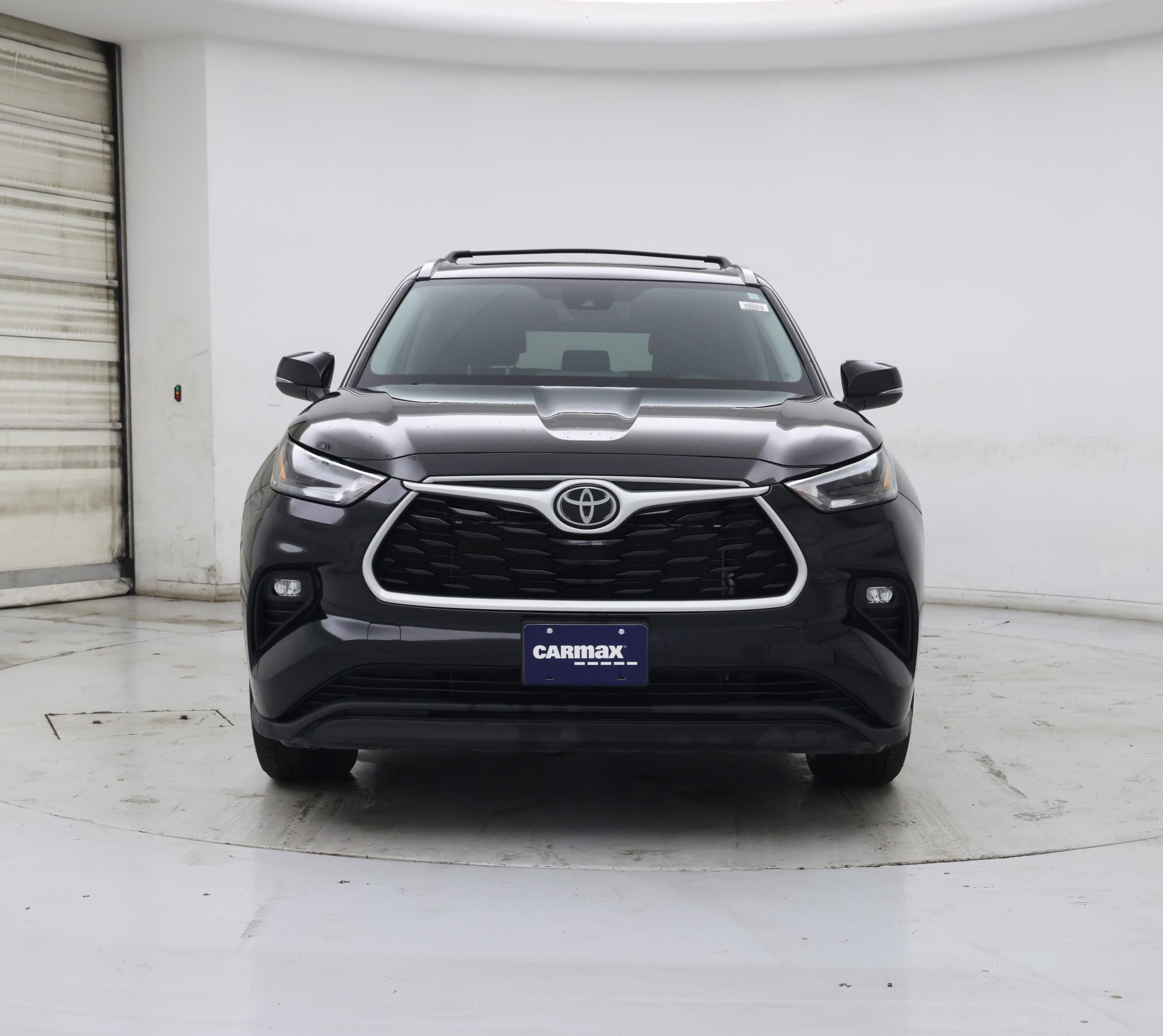Thumbnail: 2022 Toyota Highlander - 5