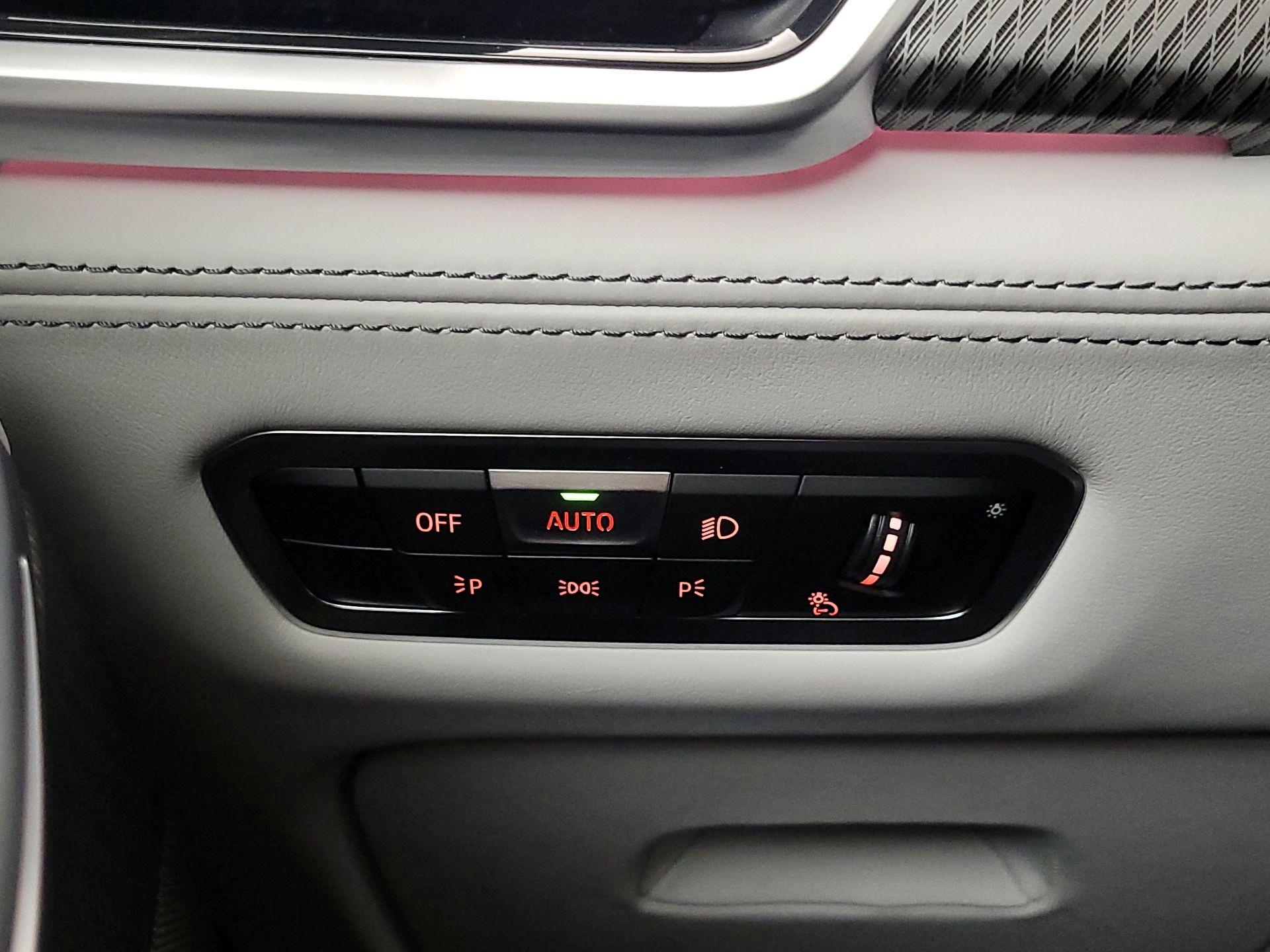 Thumbnail: 2022 BMW X6 - 13